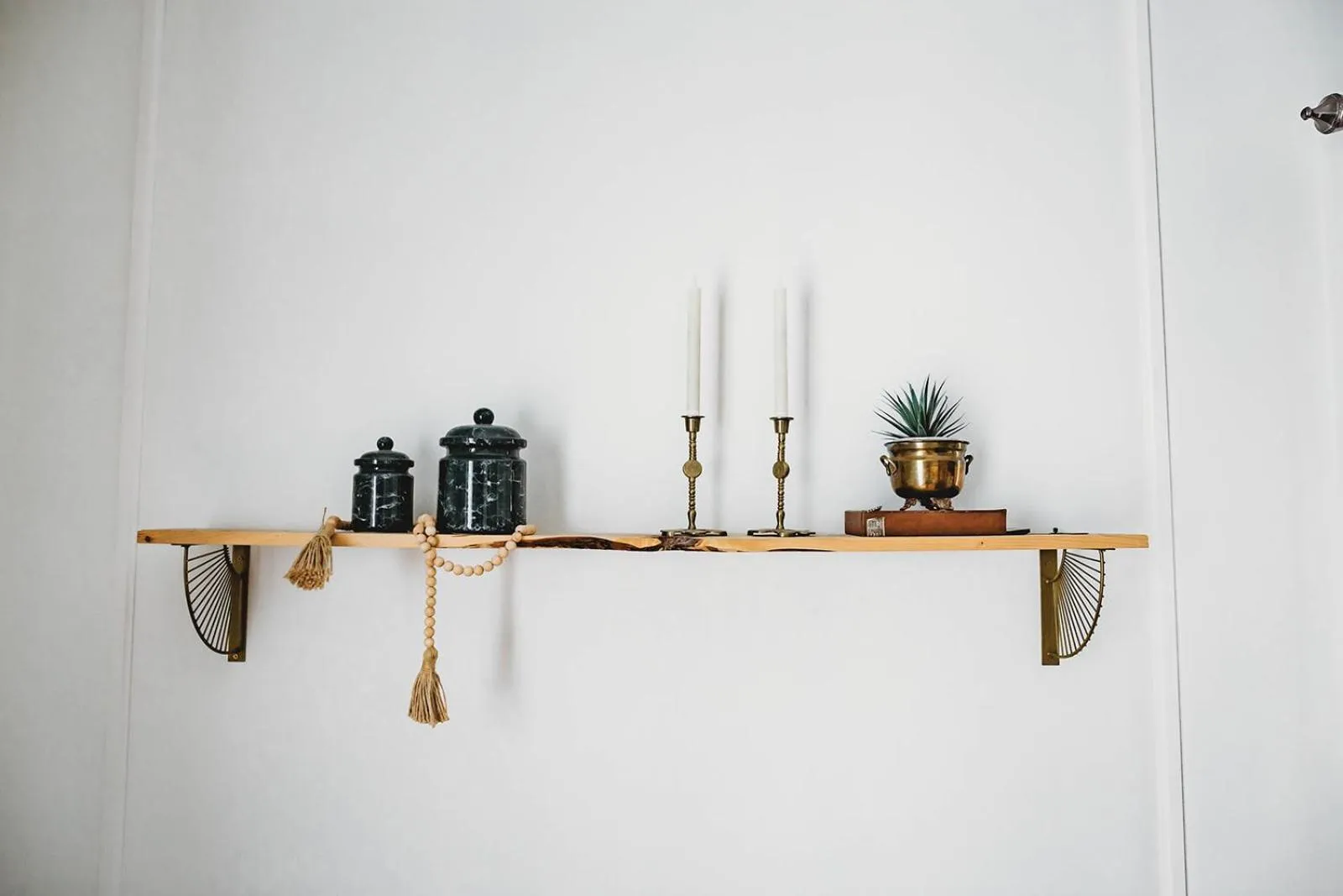 The Montague Rose Inn & Cafe