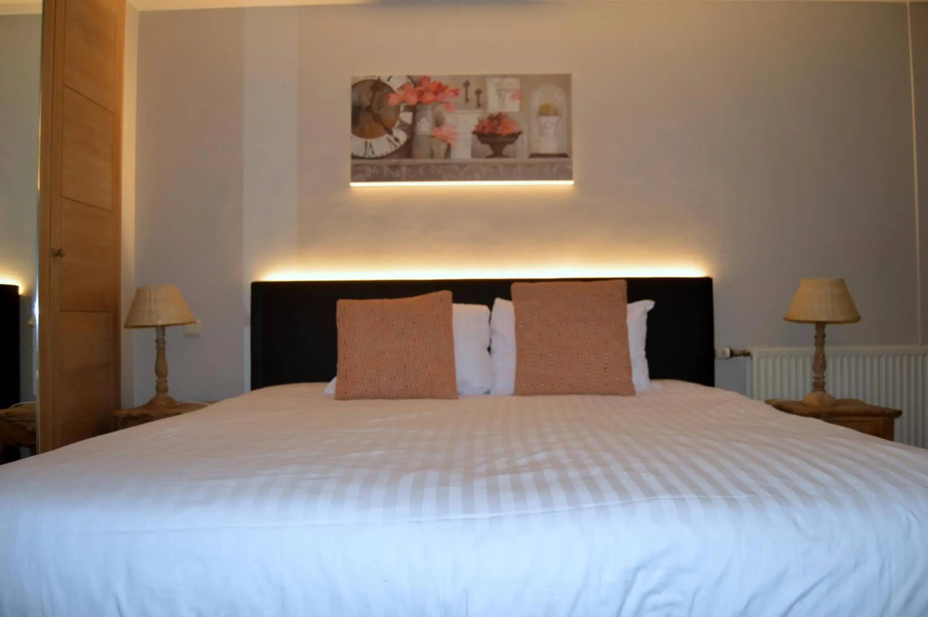 Double Room in Hotel Côté Cour Double Room in Hotel Côté Cour