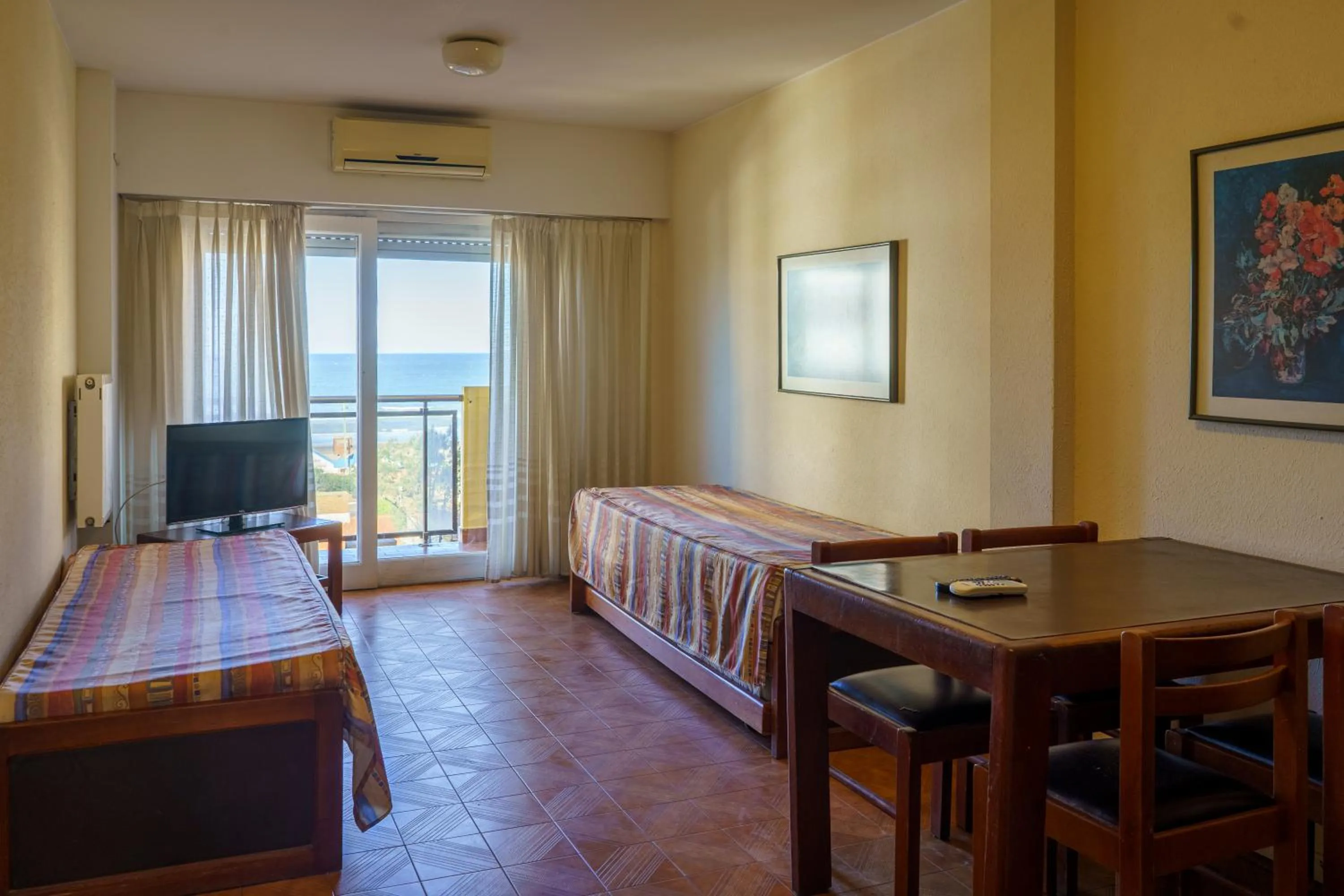 Bed in Hostal del Sol