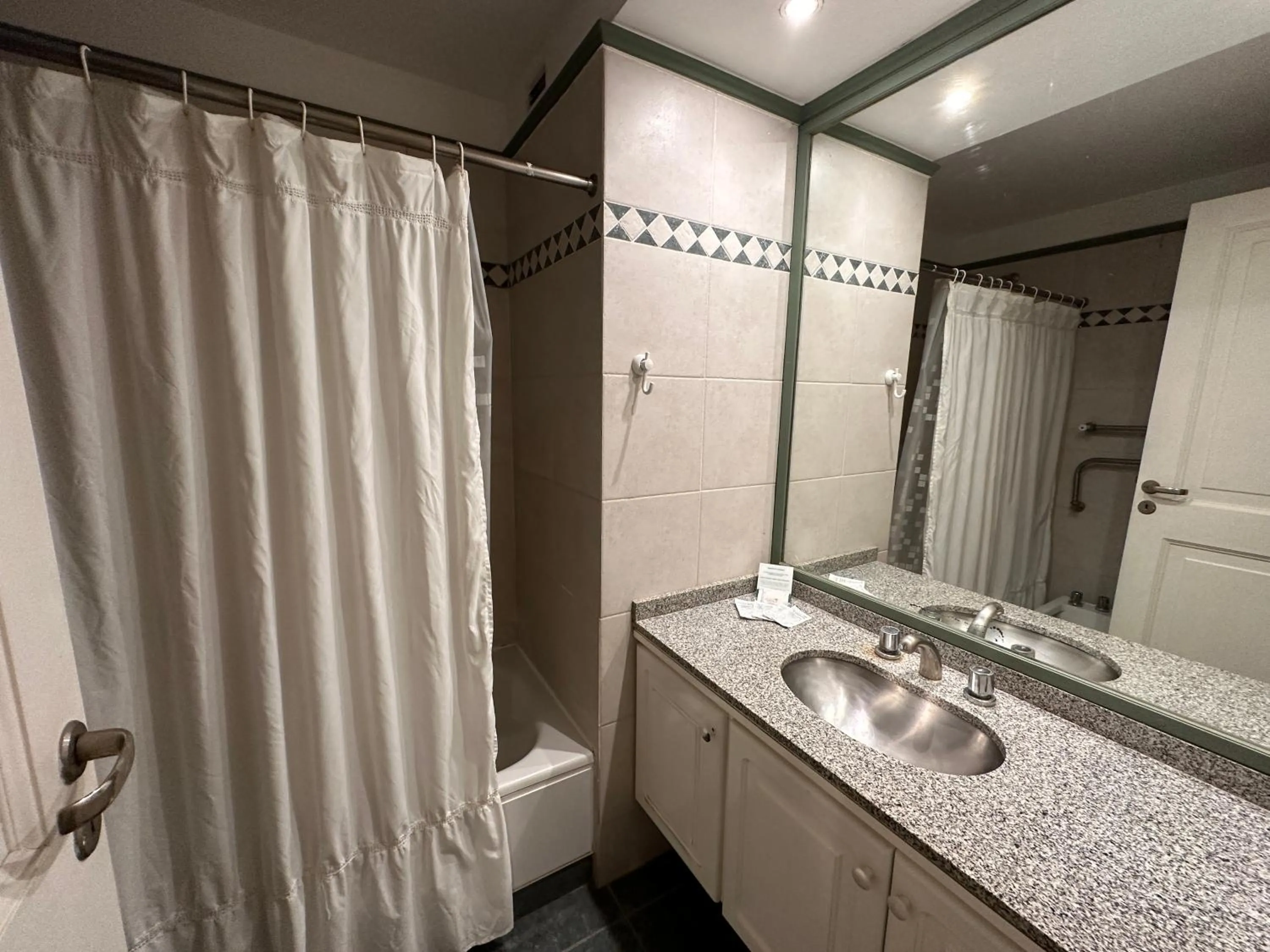 Bathroom in Hostal del Sol