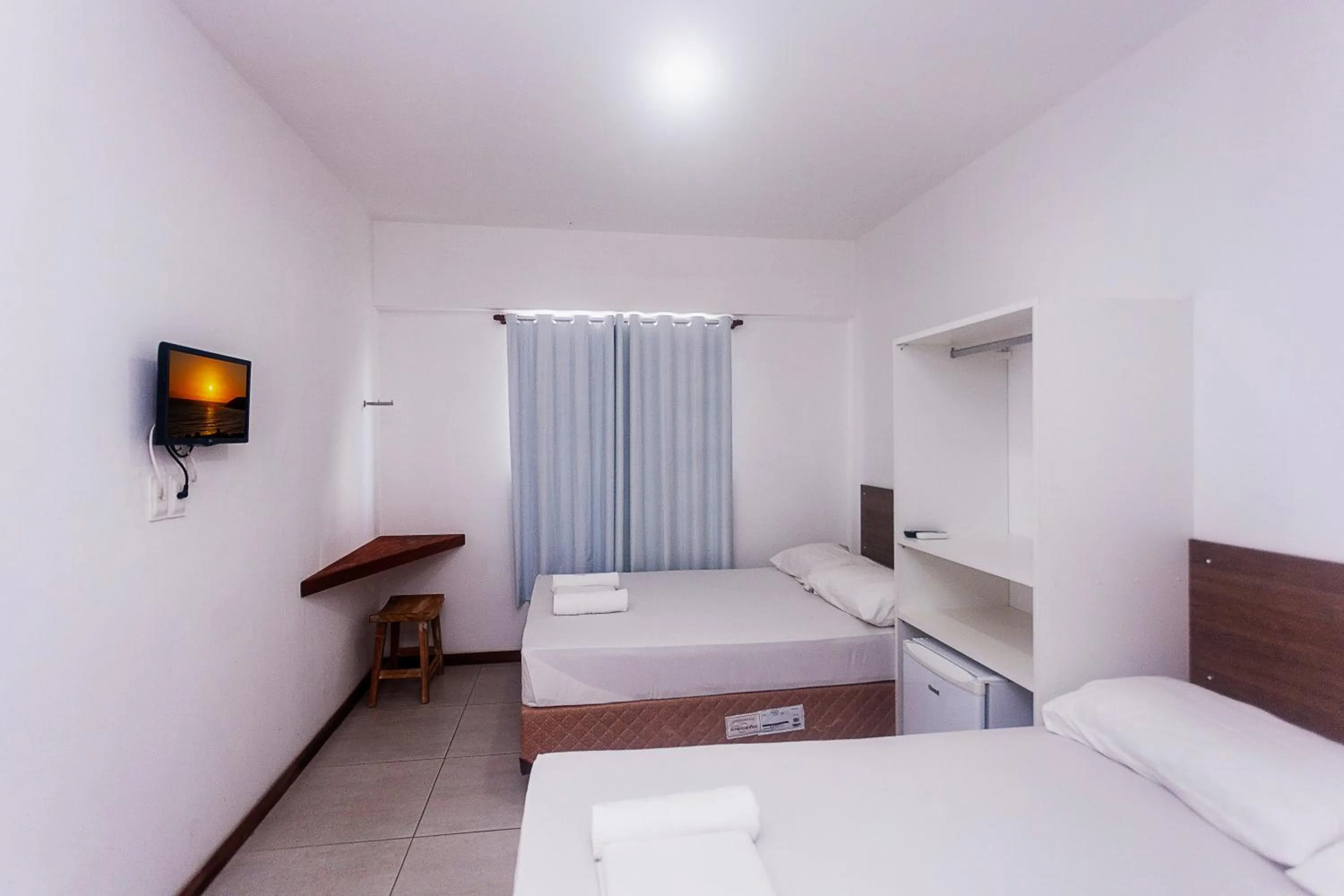 TV and multimedia, Bed in Economy Suites