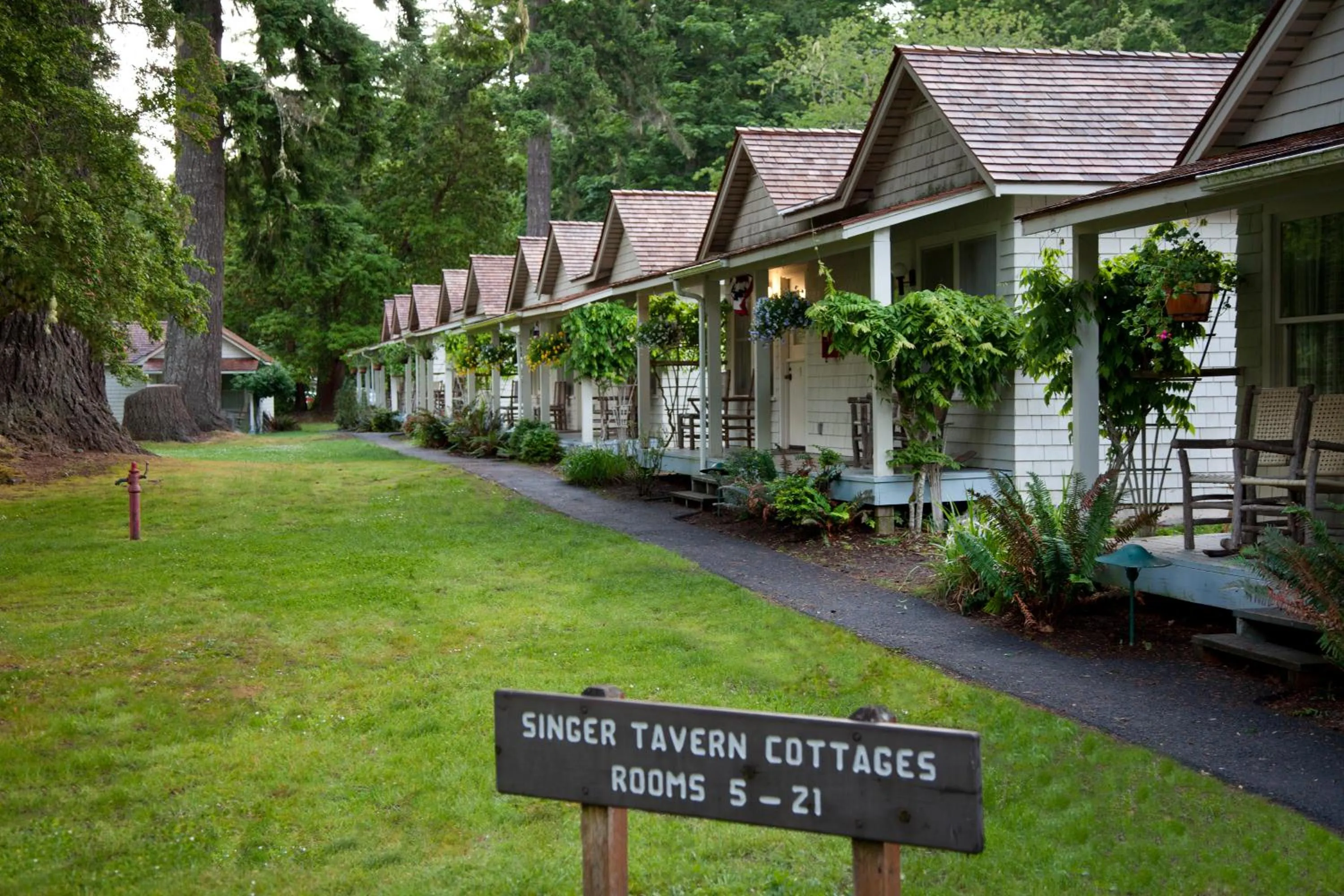 Balcony/Terrace in Lake Crescent Lodge