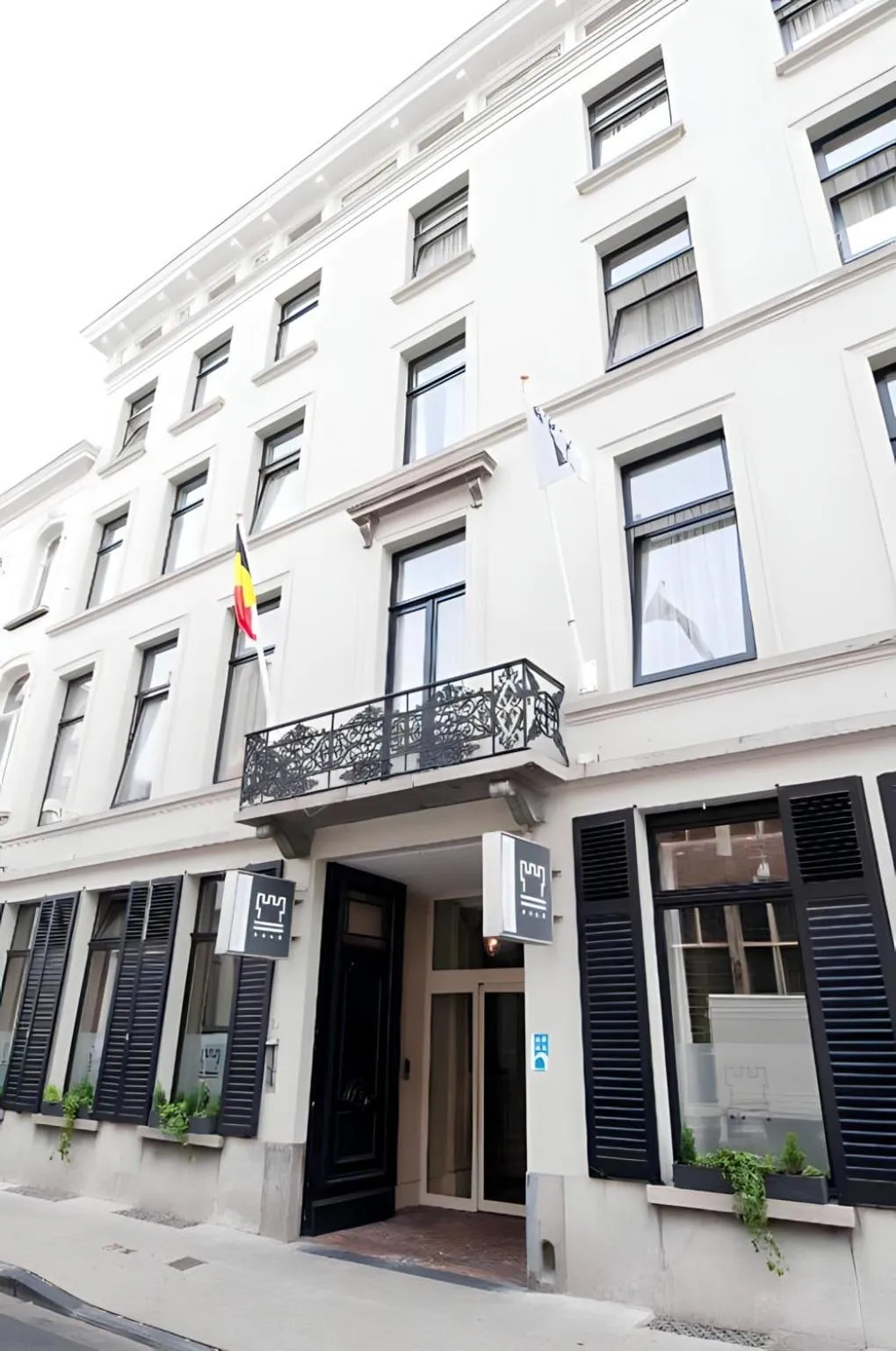Facade/entrance in Hotel de Flandre Ghent