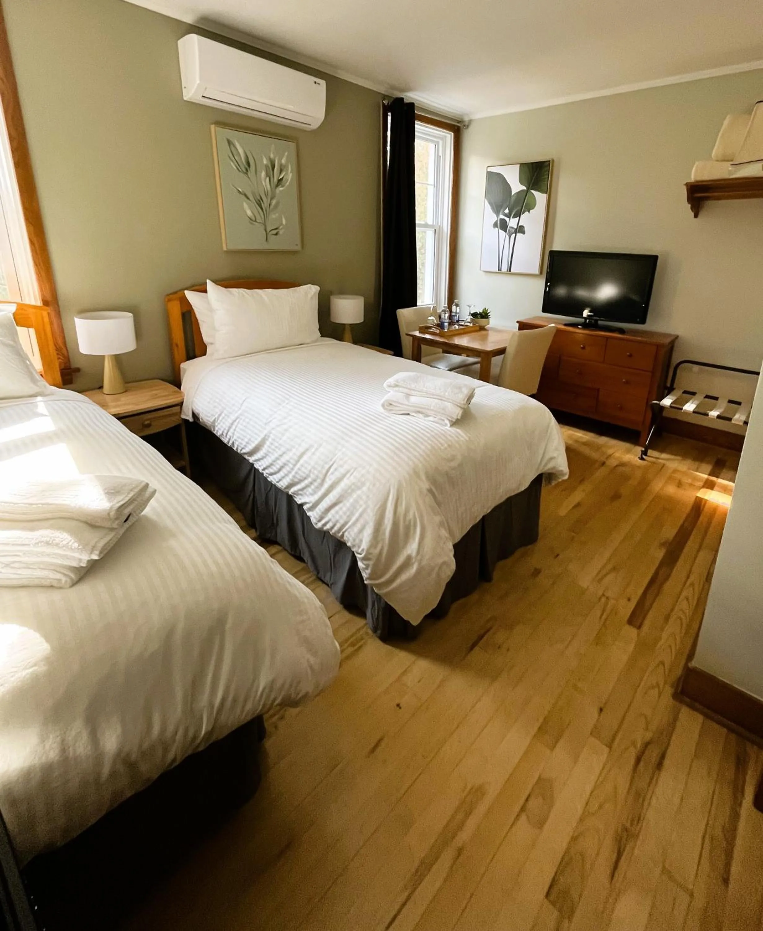 Bed in Auberge Clos-Joli