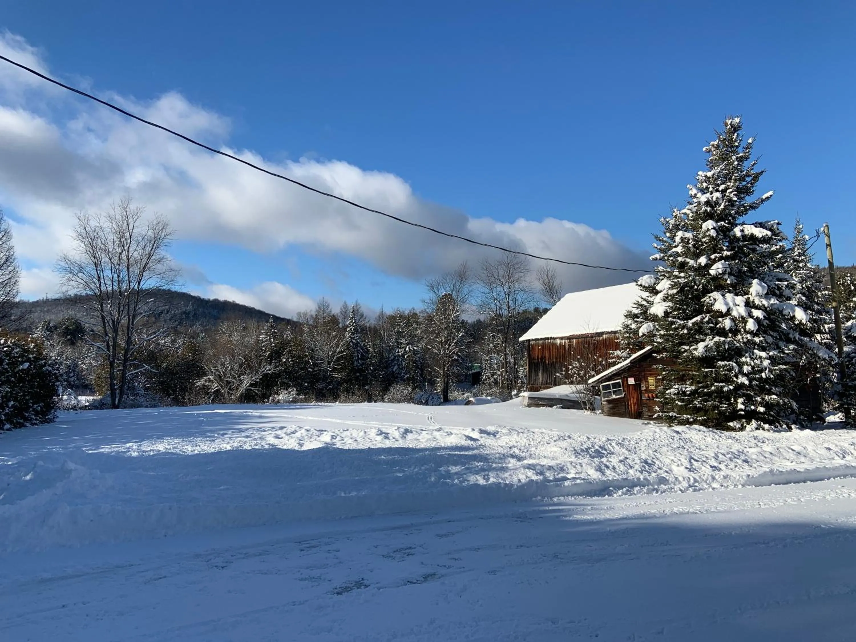 Skiing in Auberge Clos-Joli