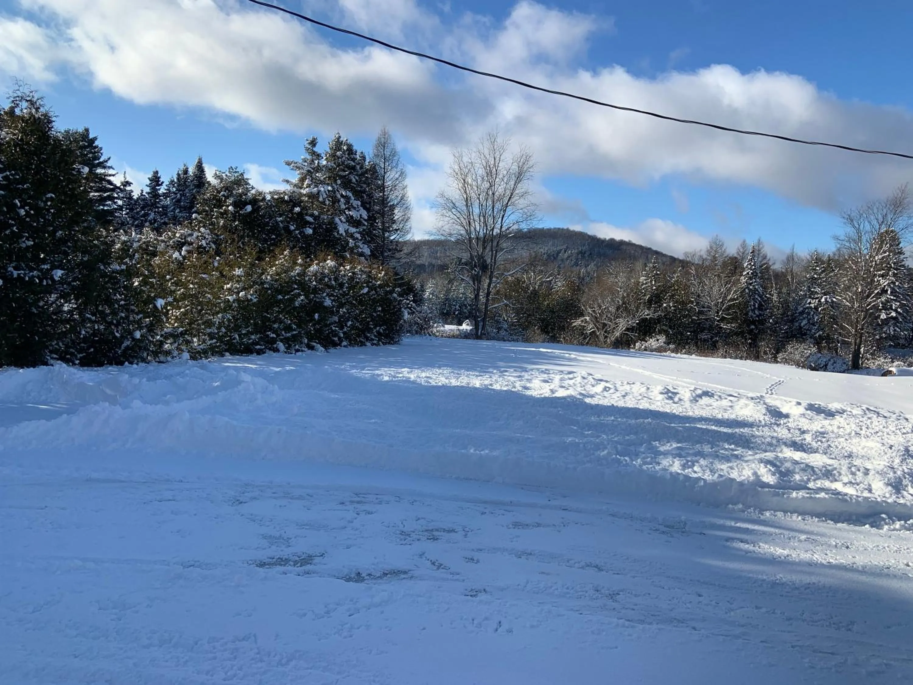 Skiing in Auberge Clos-Joli