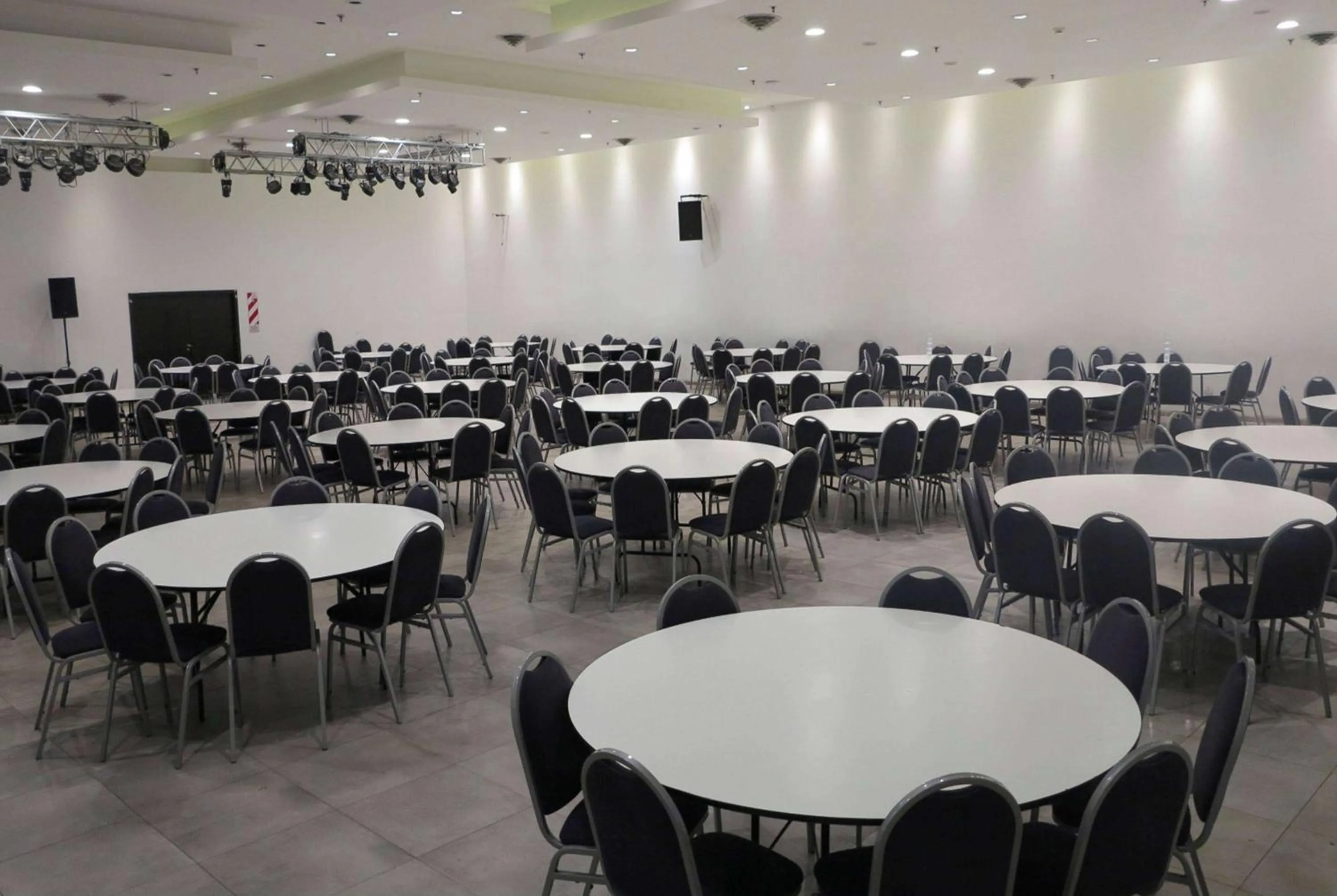 Banquet/Function facilities in Howard Johnson Plaza Villa Carlos Paz