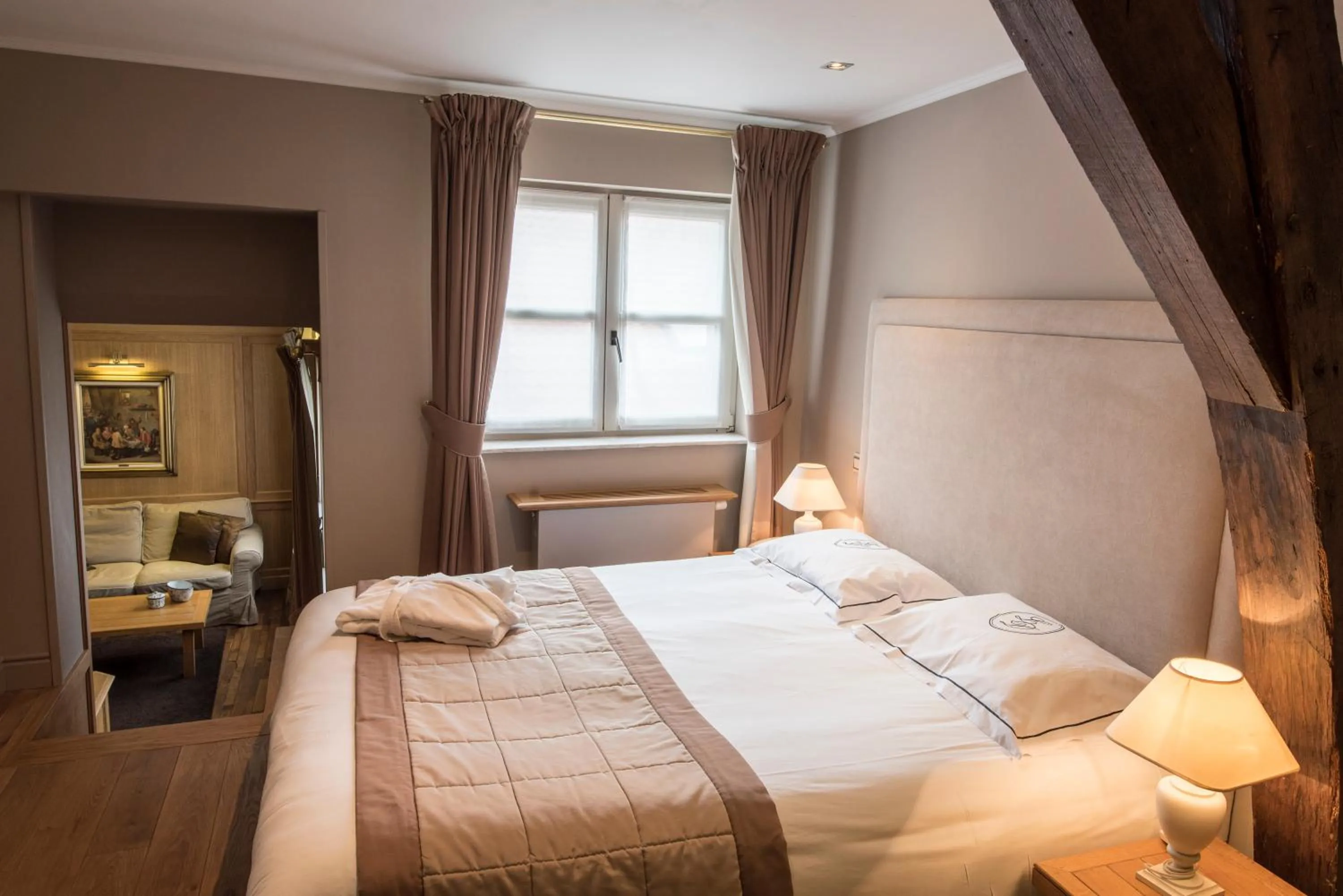 Bedroom, Bed in Hotel le Dixseptieme