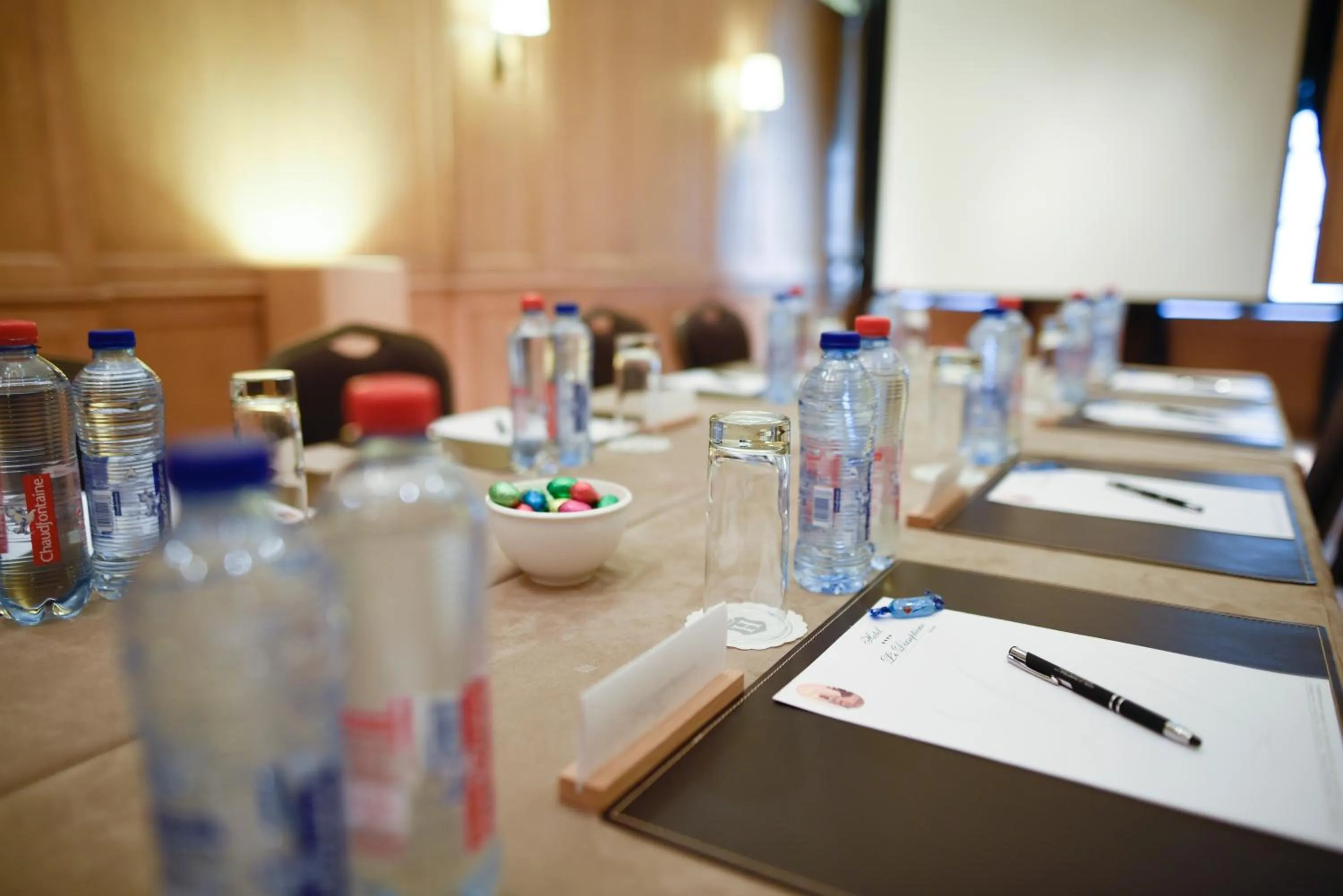 Meeting/conference room in Hotel le Dixseptieme