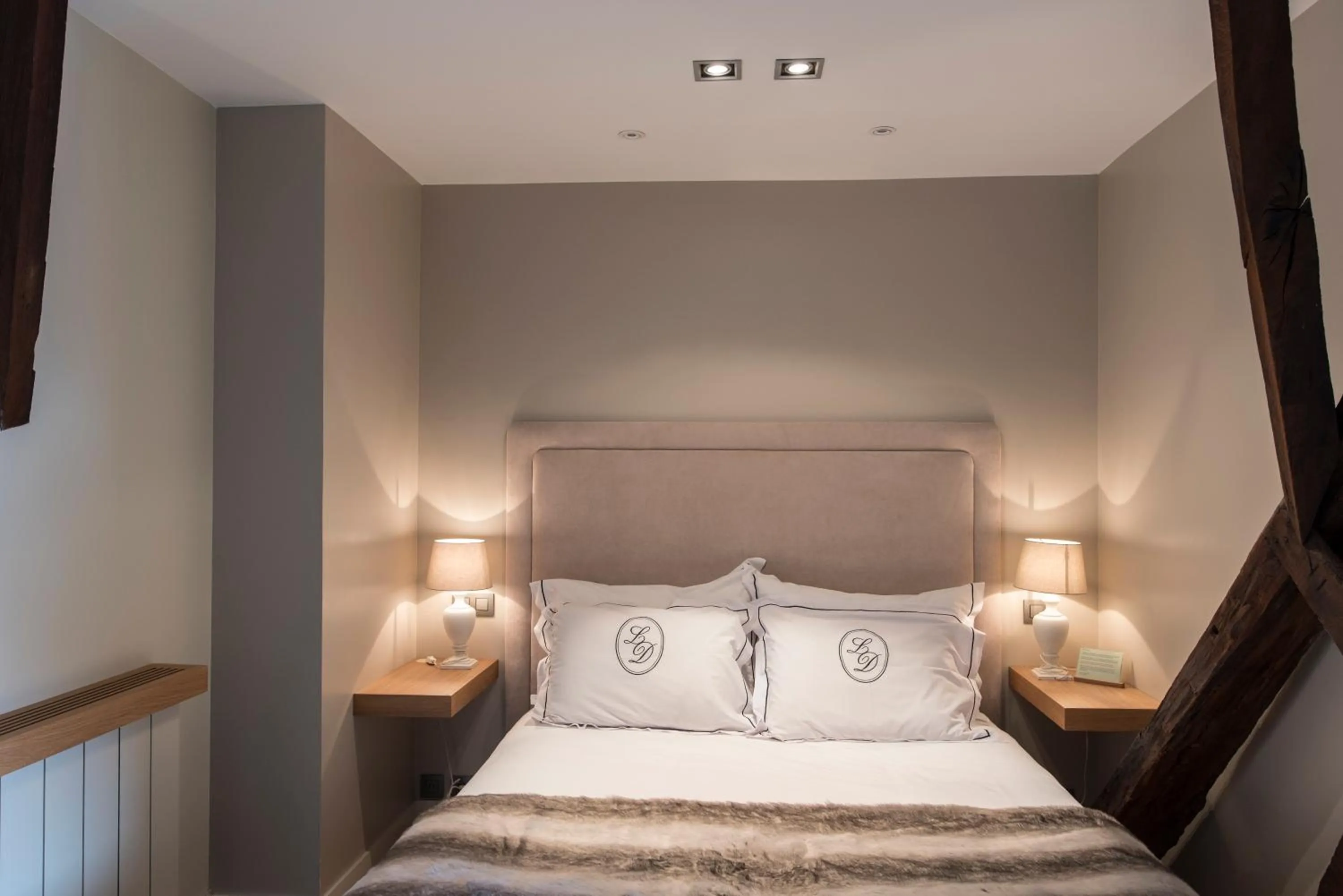 Bedroom, Bed in Hotel le Dixseptieme