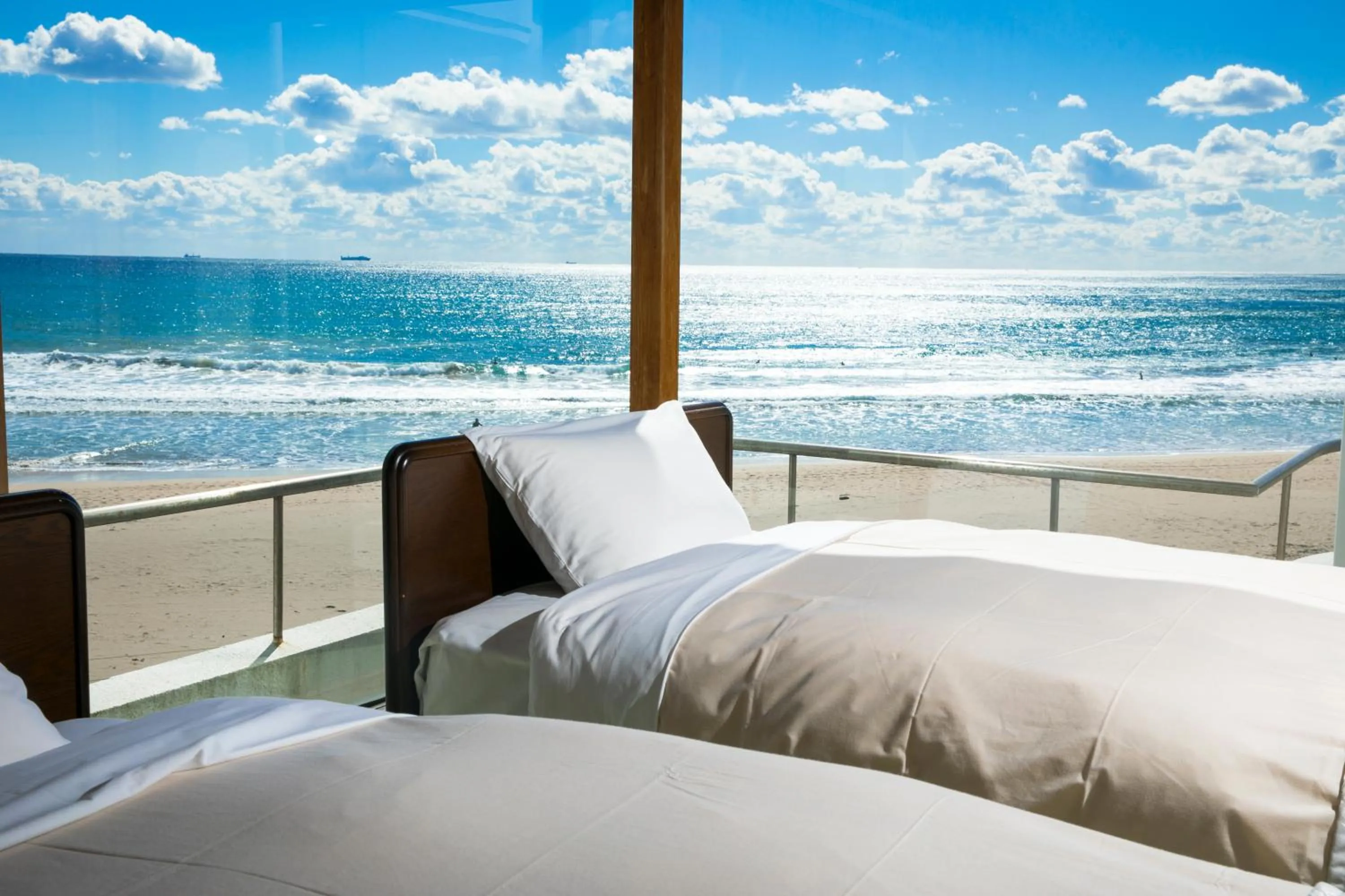 Photo of the whole room, Bed in Sundance Resort Onjuku