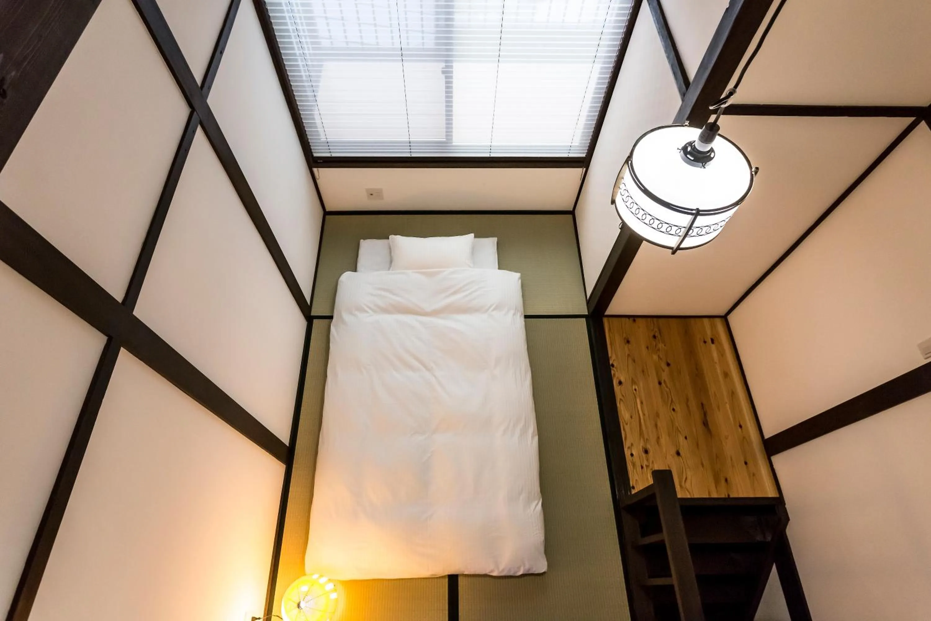 Photo of the whole room, Bed in RESI STAY Tomaroka Mongakucho