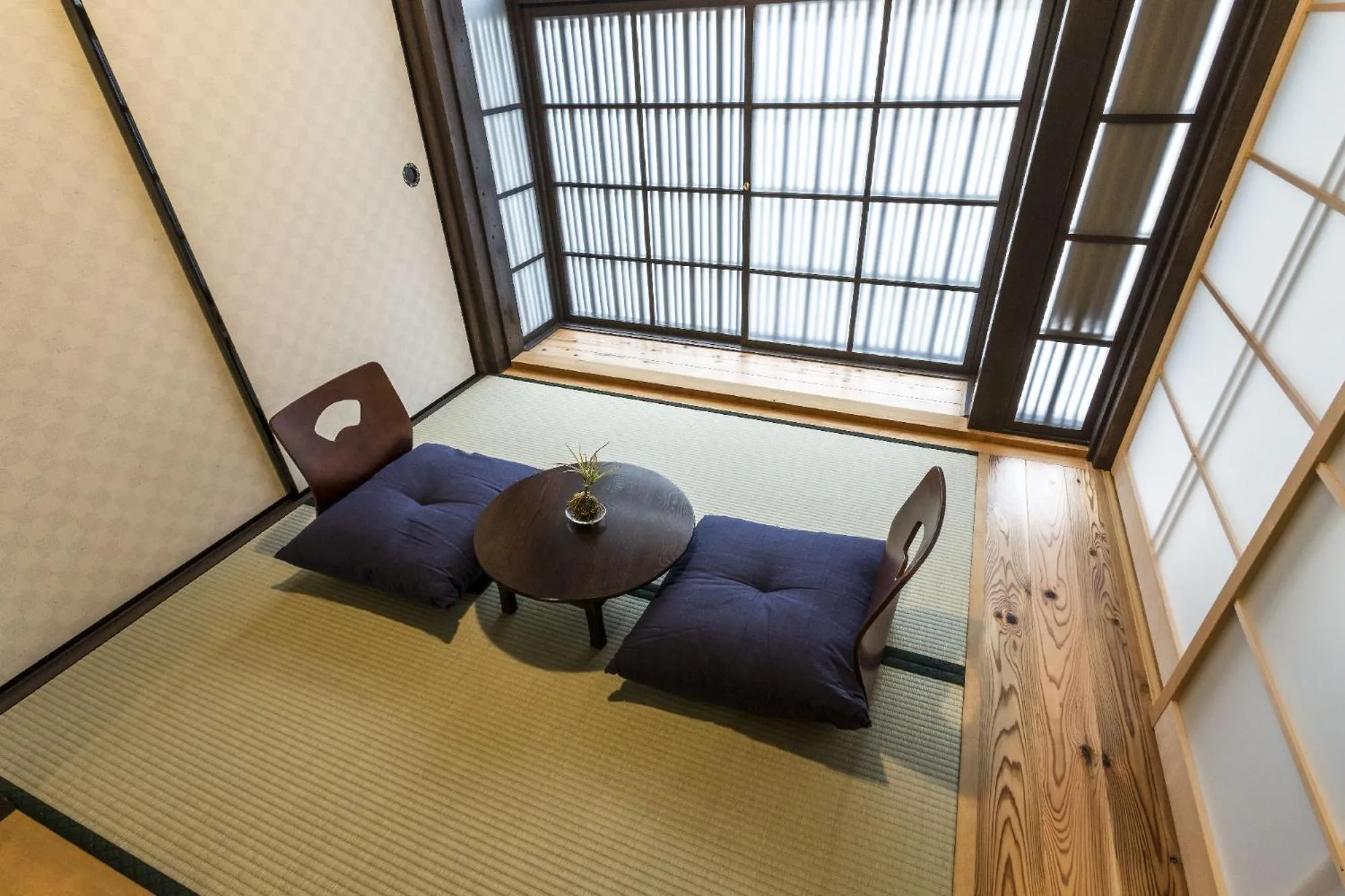 Living room in RESI STAY Tomaroka Mongakucho
