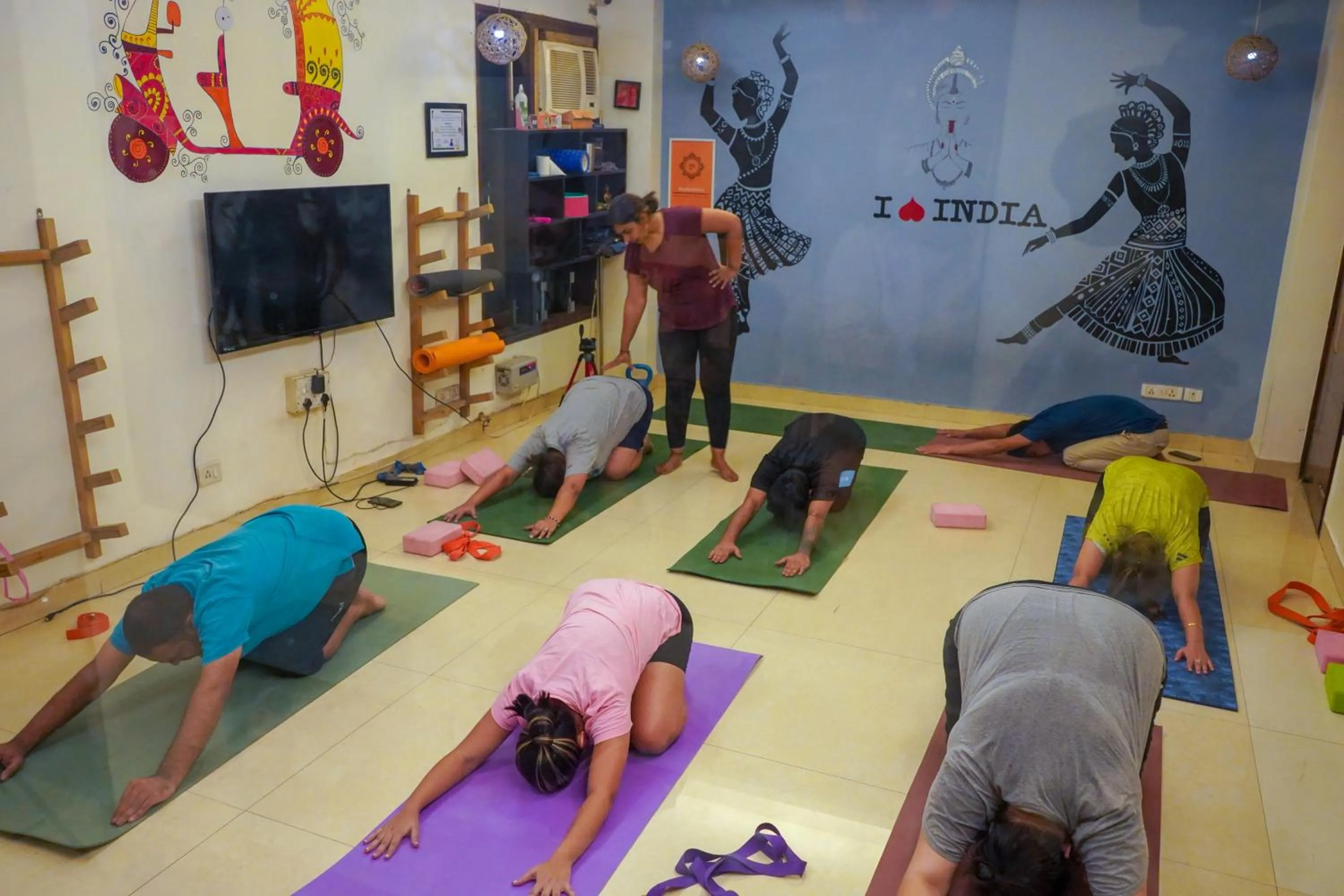 People in AmigosIndia