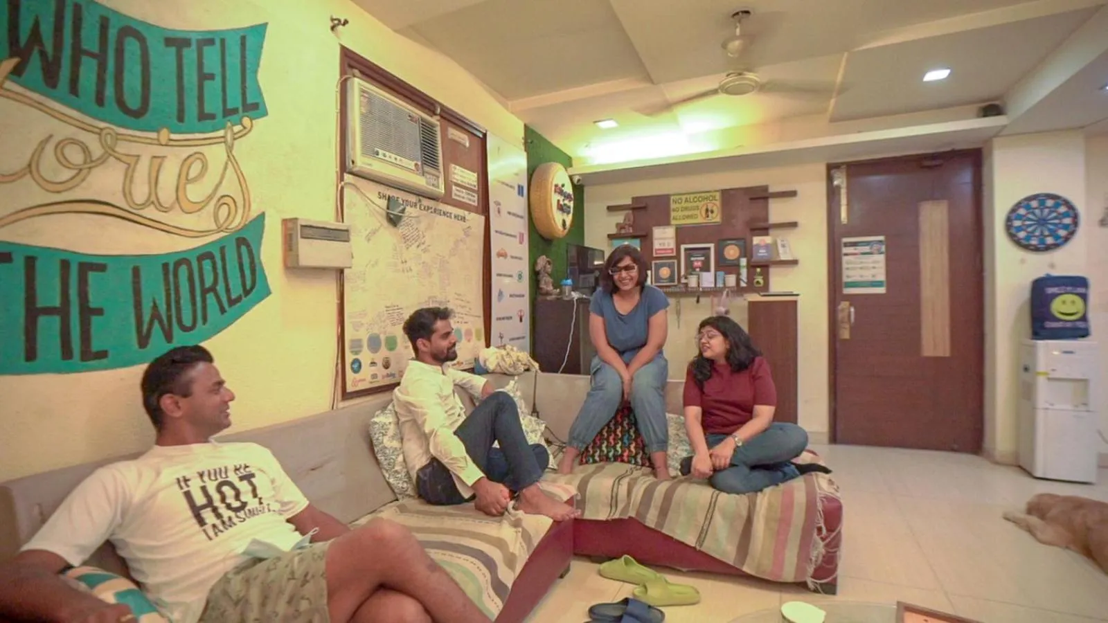 Living room in AmigosIndia