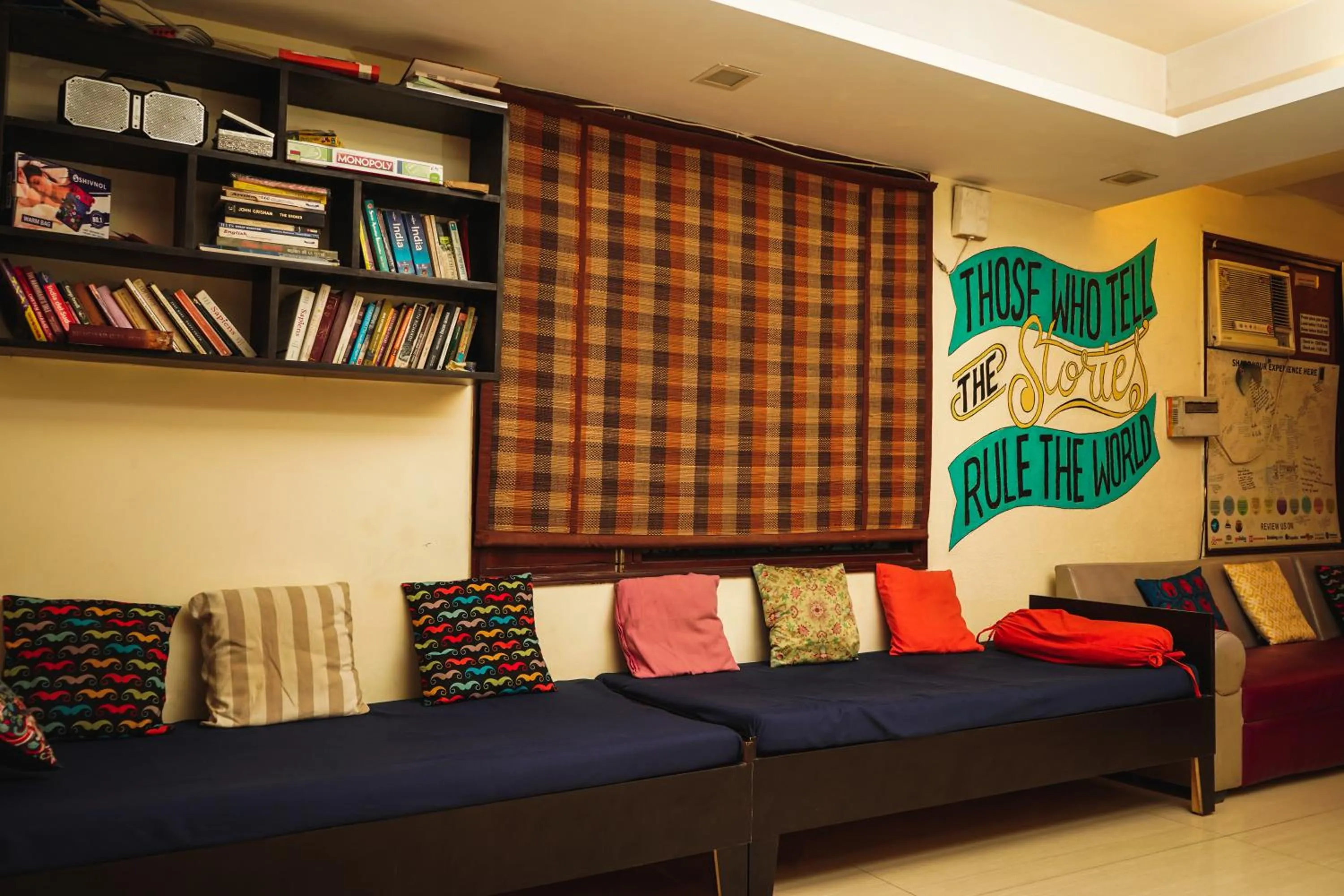 Library in AmigosIndia