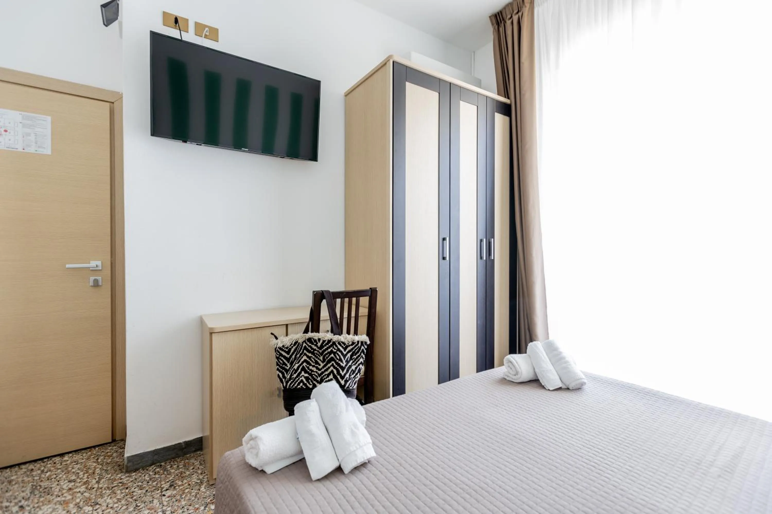 Bed in Beach Hotel Clerice