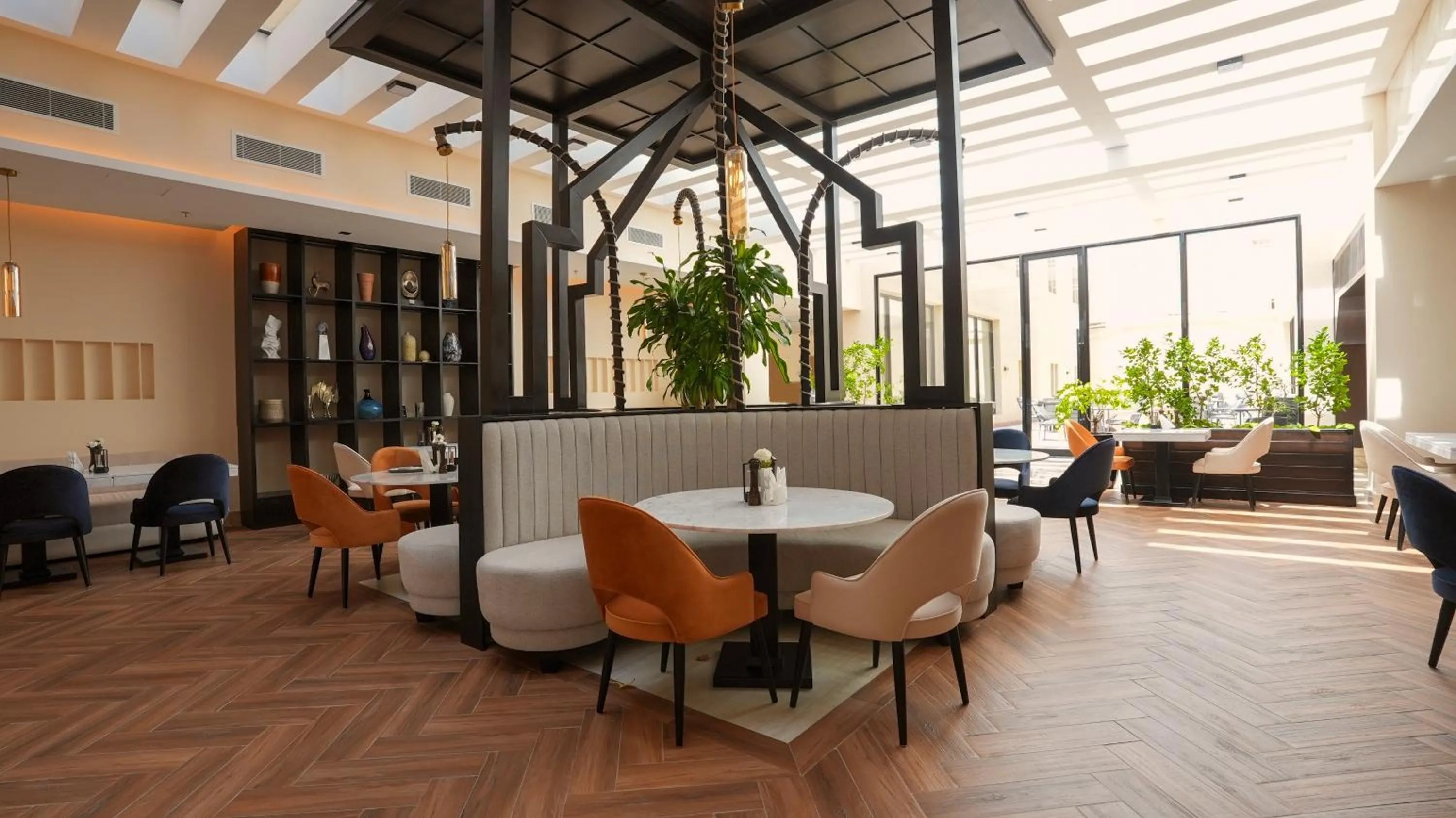 Restaurant/places to eat in Melissa Hotel Riyadh