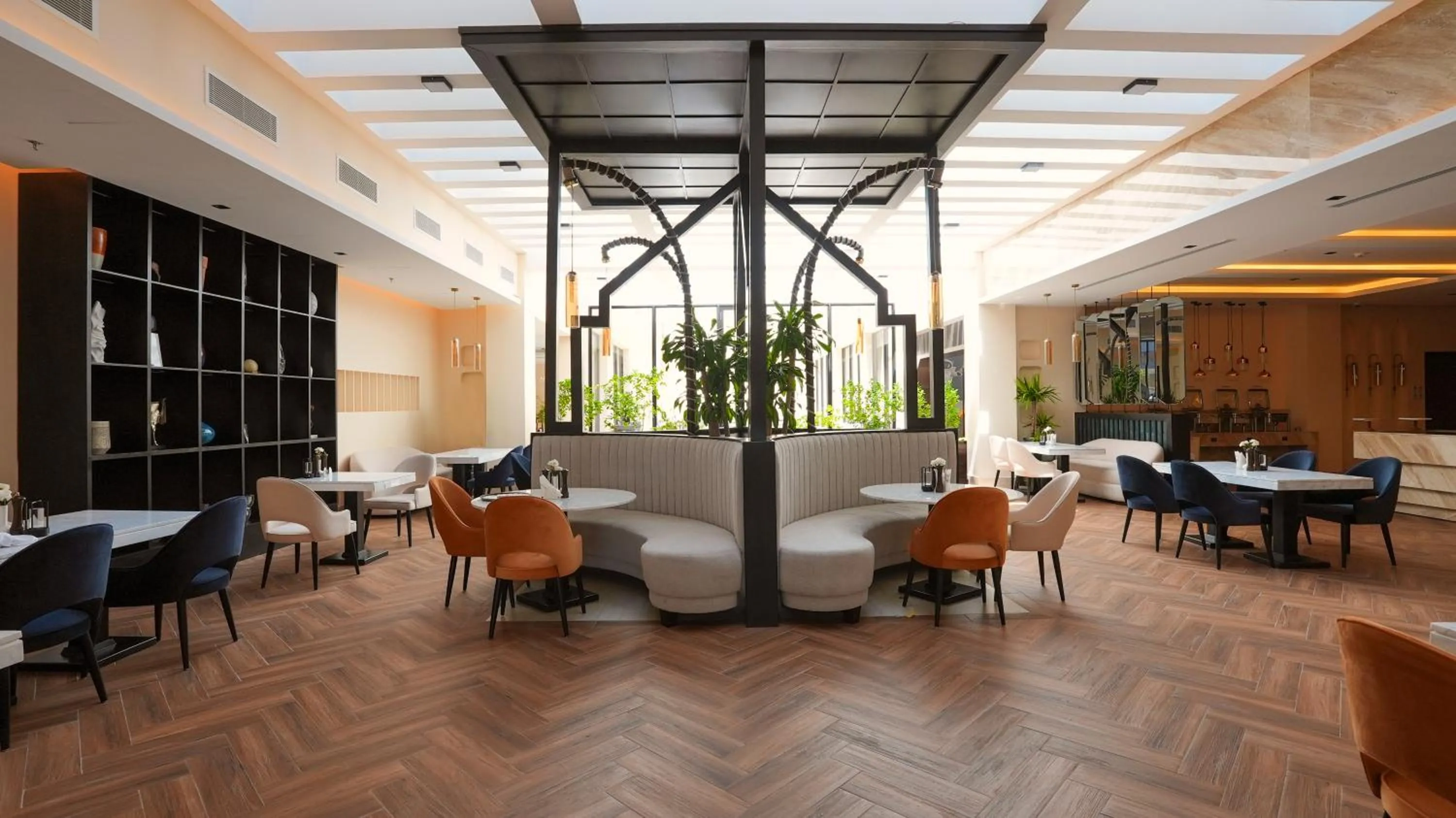 Restaurant/places to eat in Melissa Hotel Riyadh