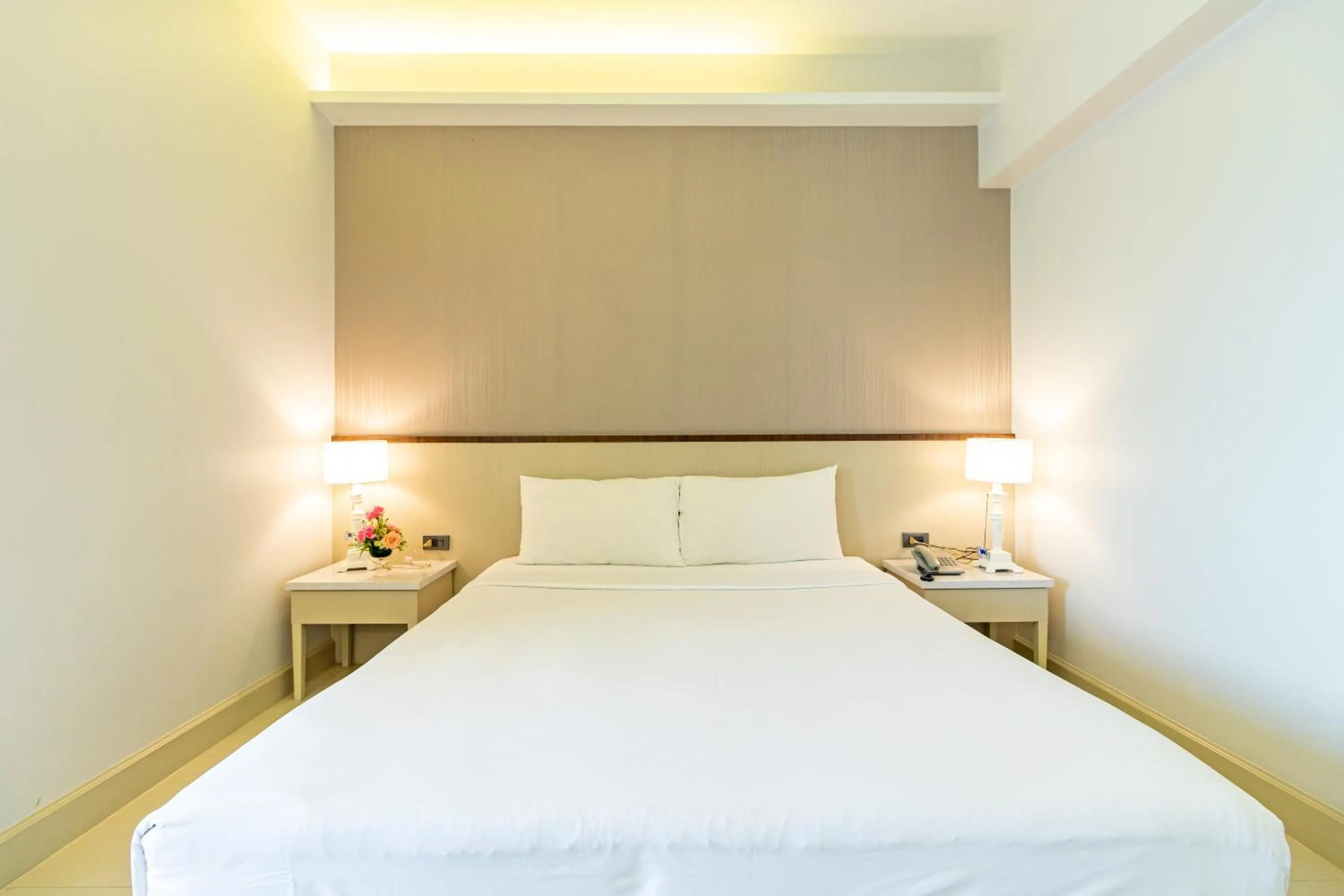 Photo of the whole room, Bed in Viva Hotel Songkhla