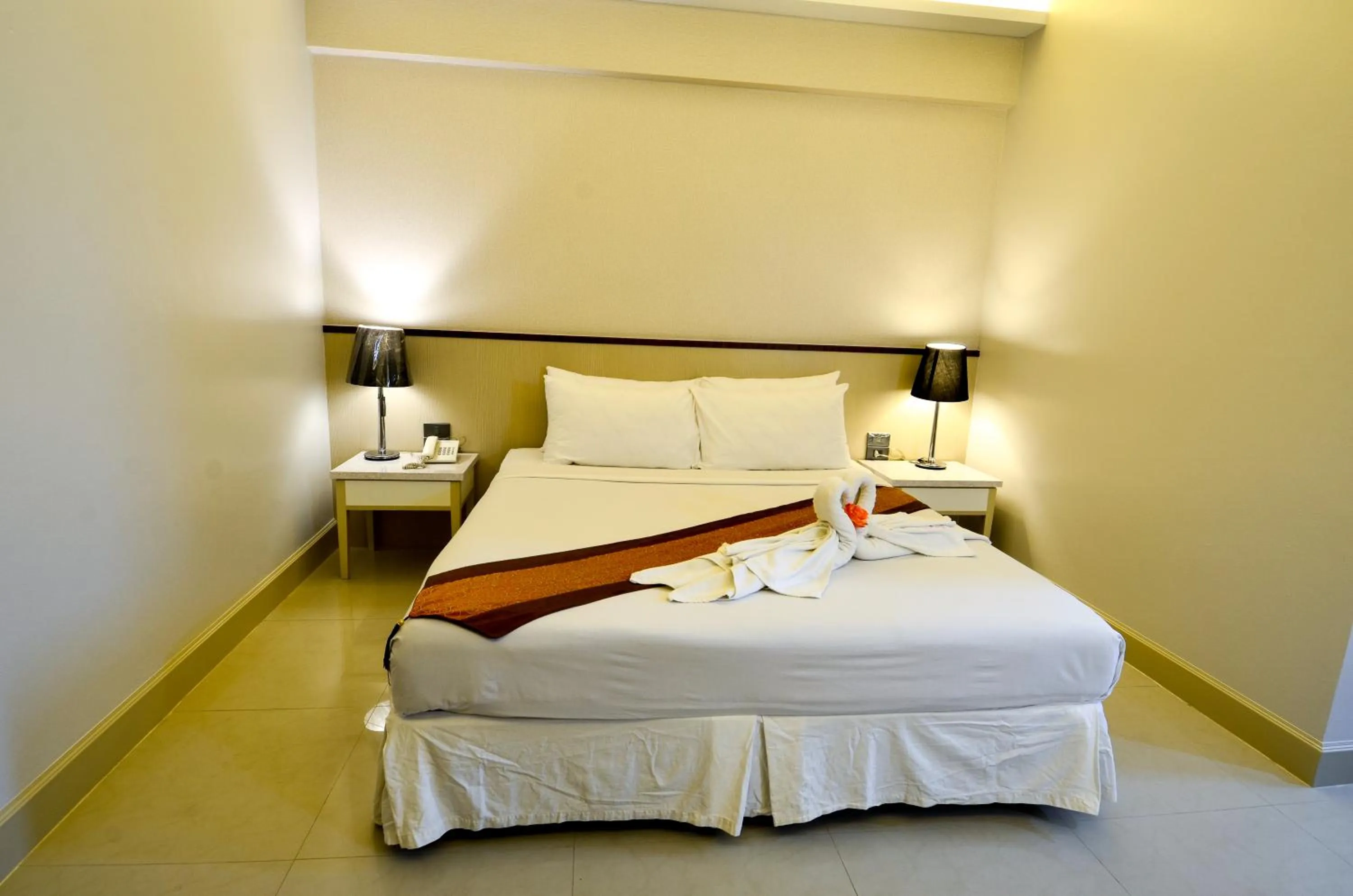 Bed in Viva Hotel Songkhla