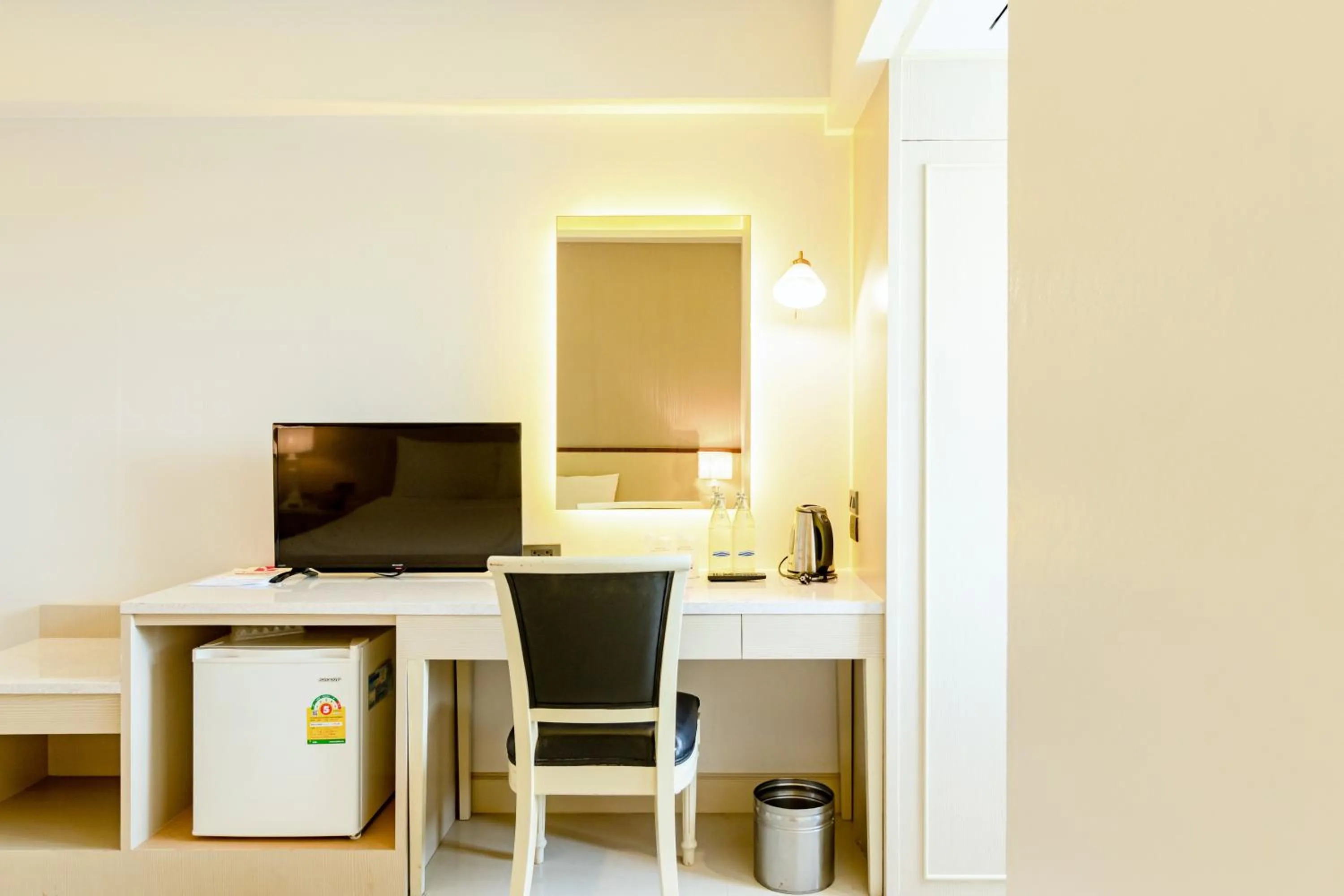 TV and multimedia in Viva Hotel Songkhla