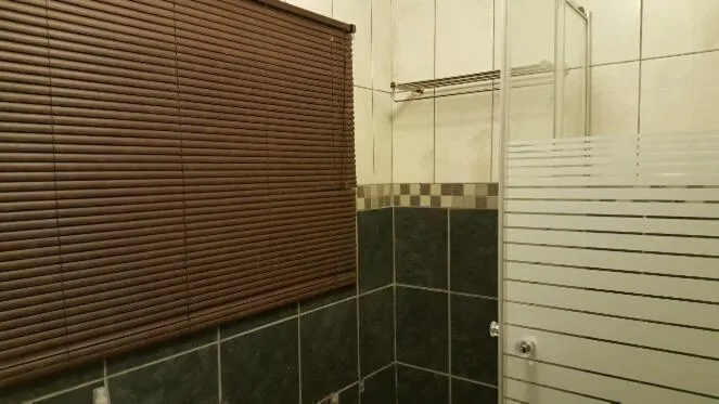 Shower in The Green Olive Guesthouse