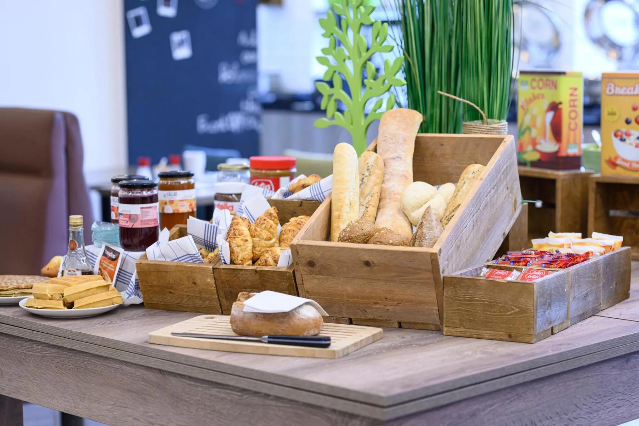 Restaurant/places to eat in Holiday Inn Brussels Schuman by IHG