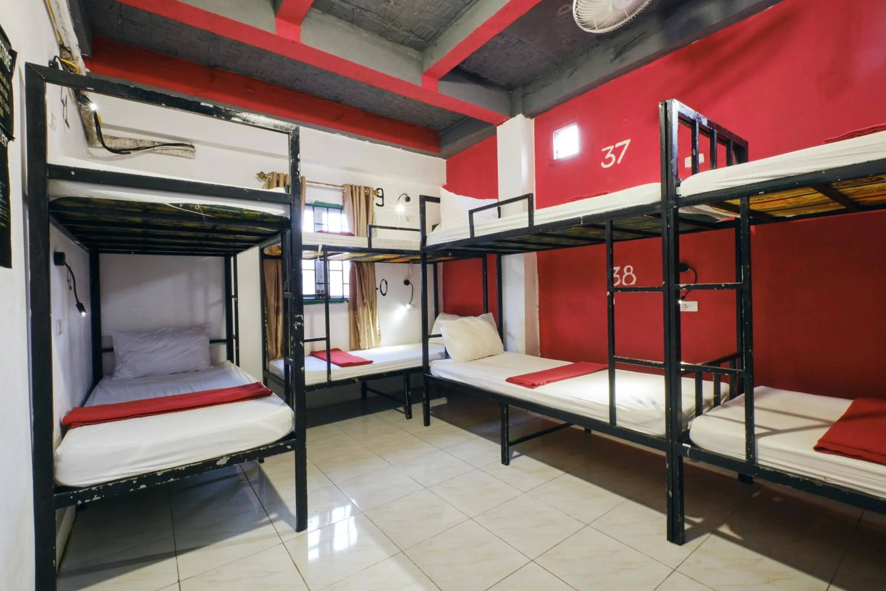 bunk bed, Bed in Vangvieng Rock Backpacker Rooftop Hostel