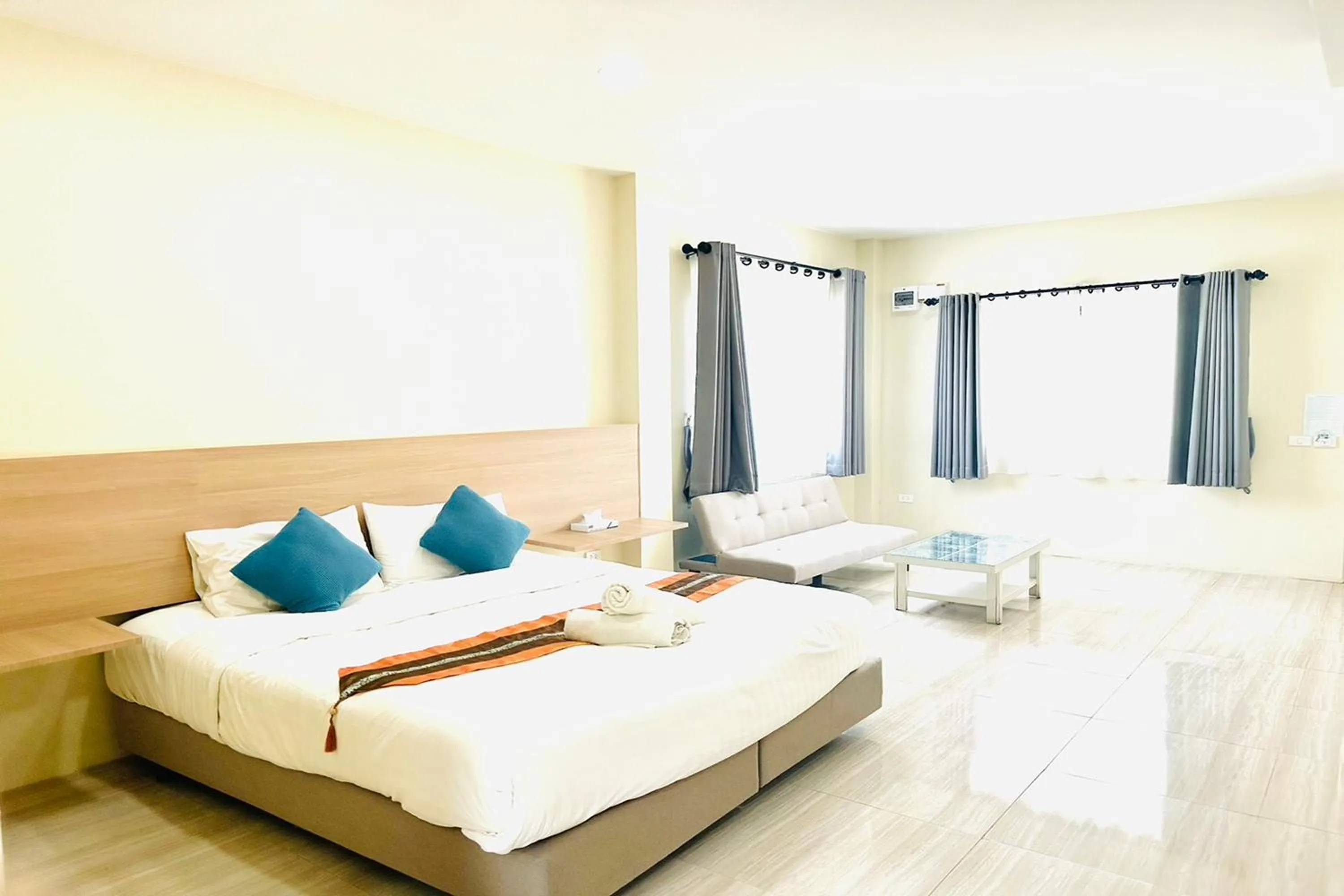 Bed in Lampang Green Garden Resort