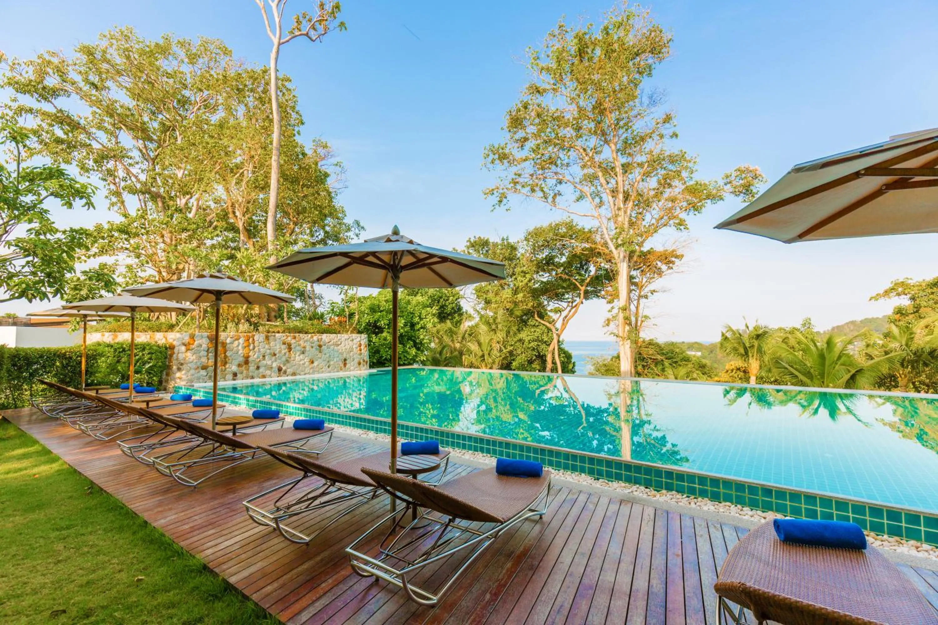 Day in Wyndham Grand Phuket Kalim Bay