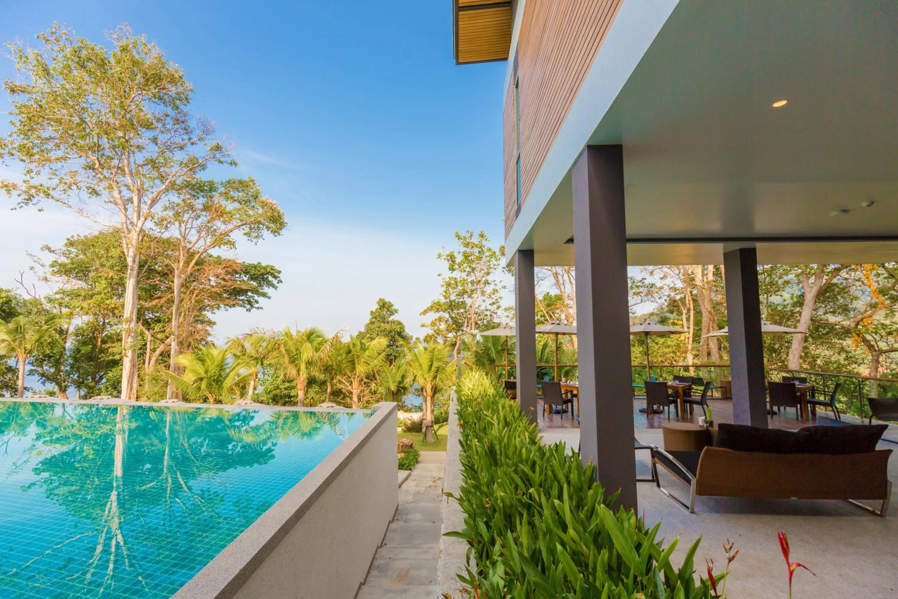 Restaurant/places to eat in Wyndham Grand Phuket Kalim Bay