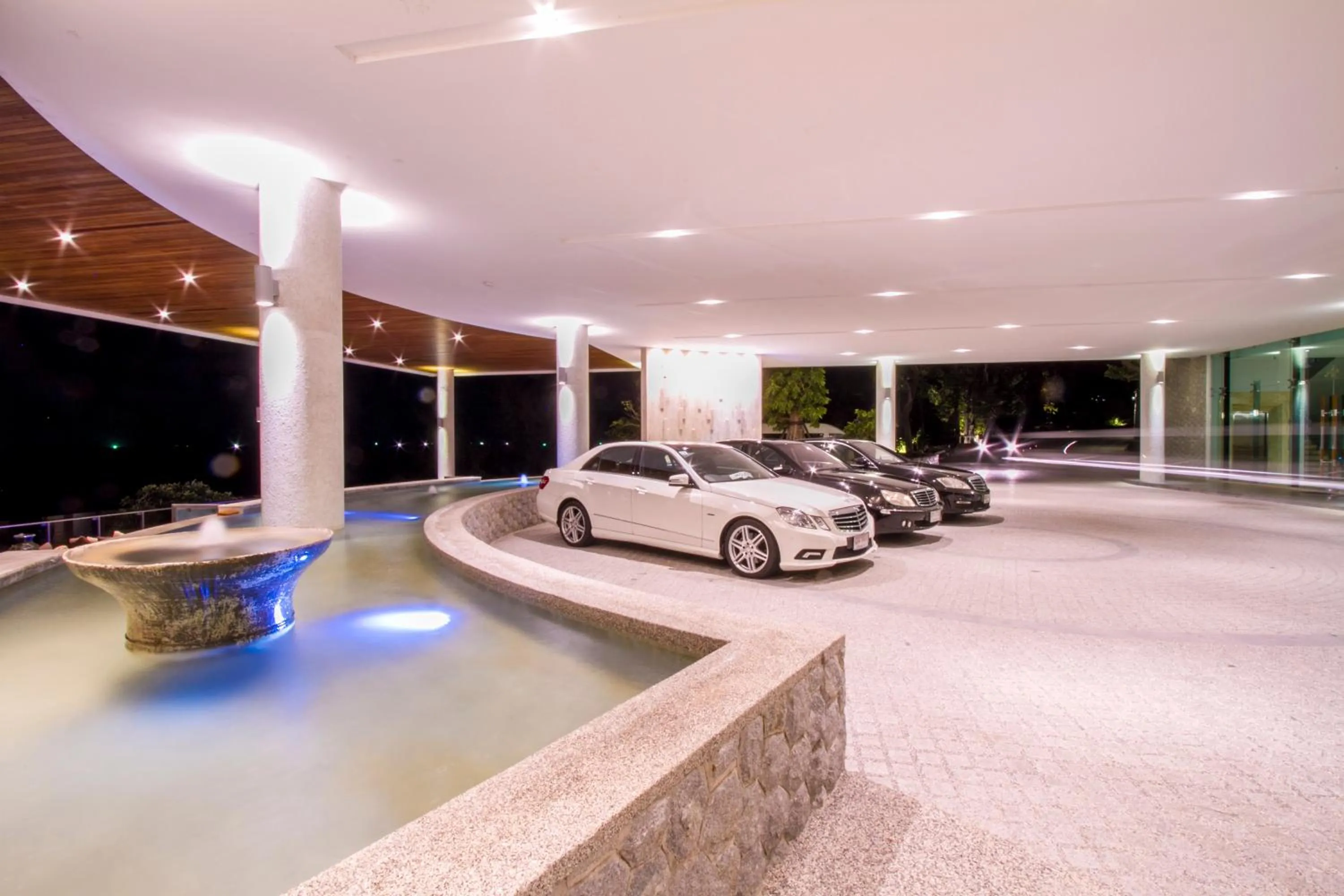 Night in Wyndham Grand Phuket Kalim Bay