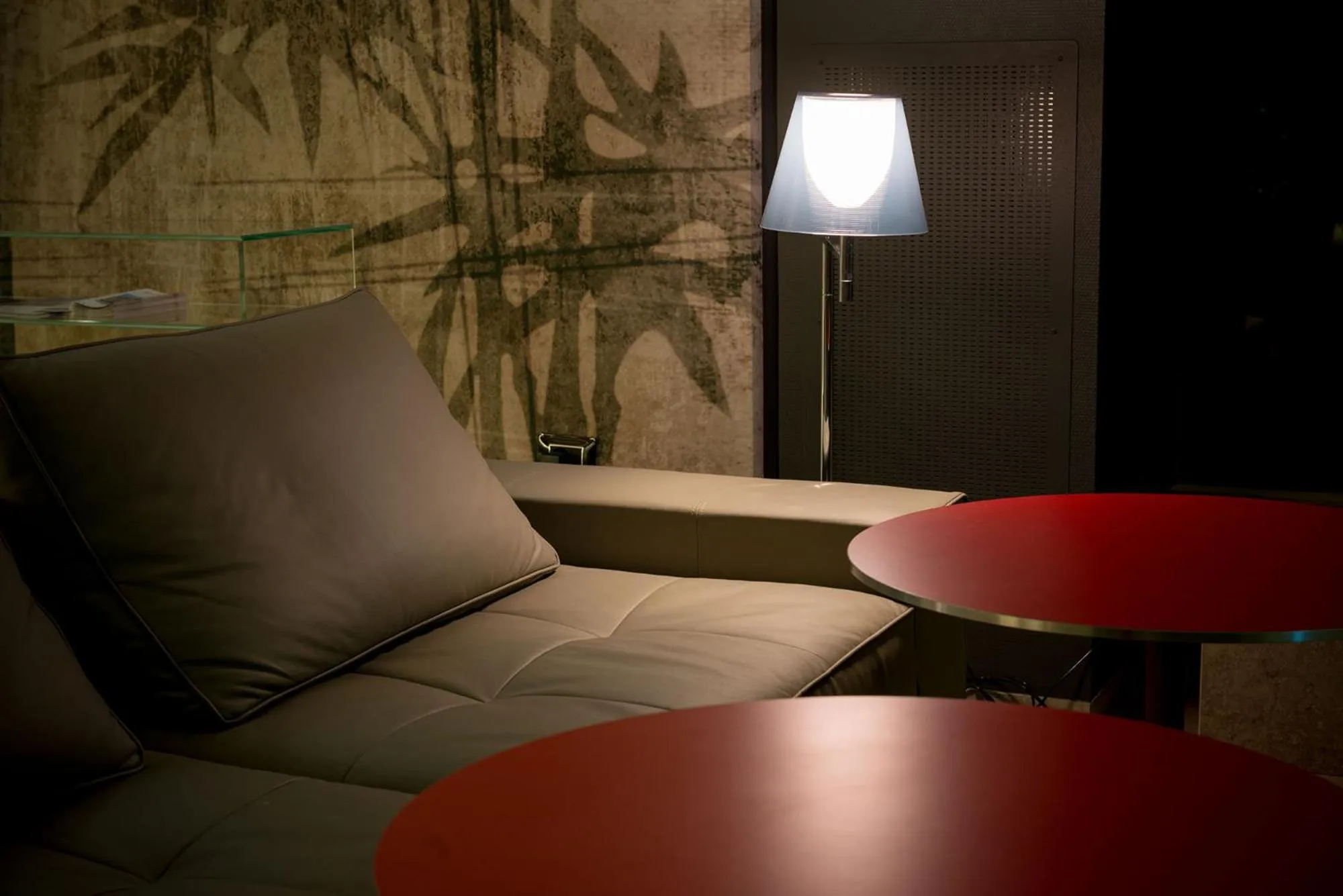 Communal lounge/ TV room in Fuori le Mura