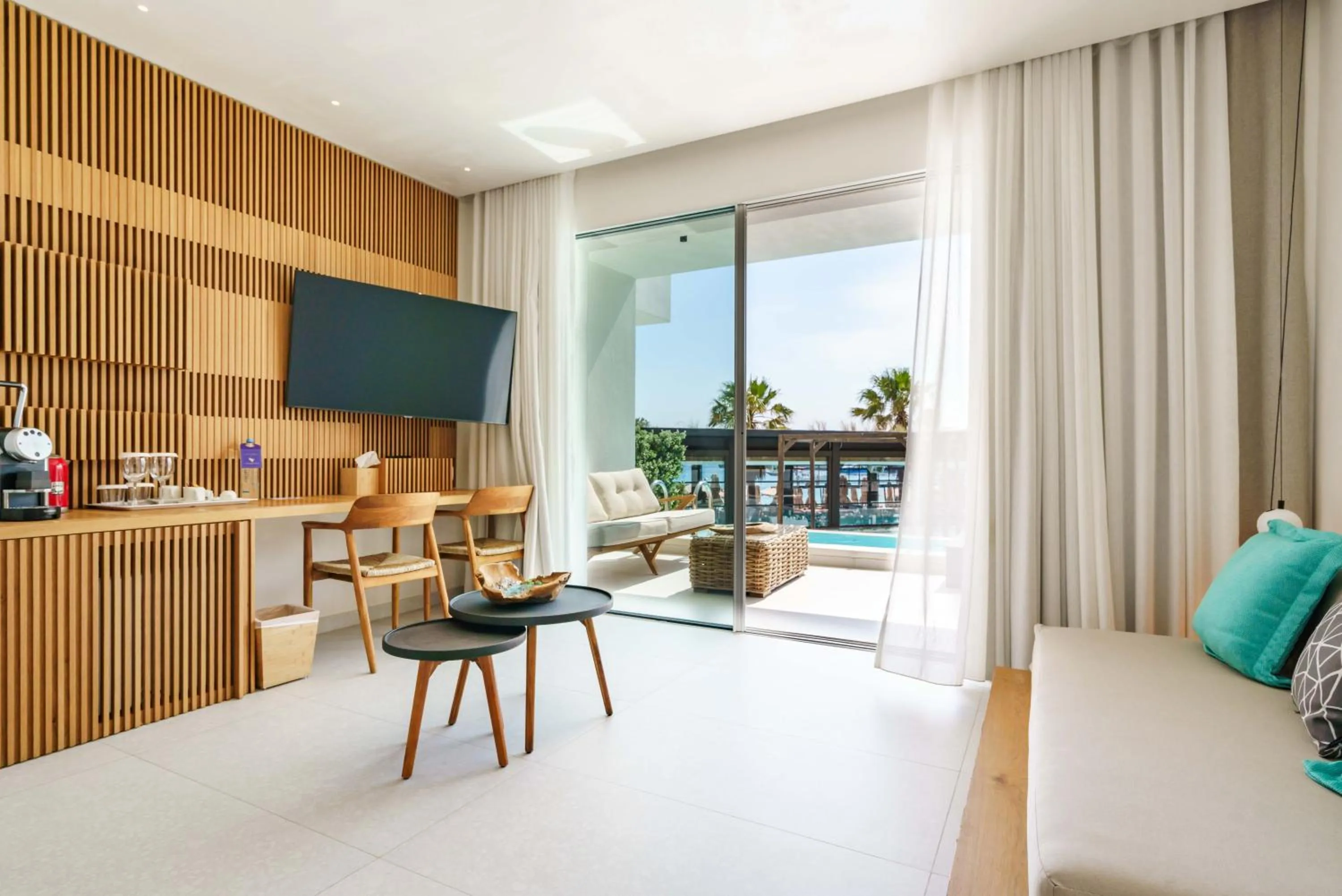 Living room, Bed in Mykonos Dove Beachfront Hotel