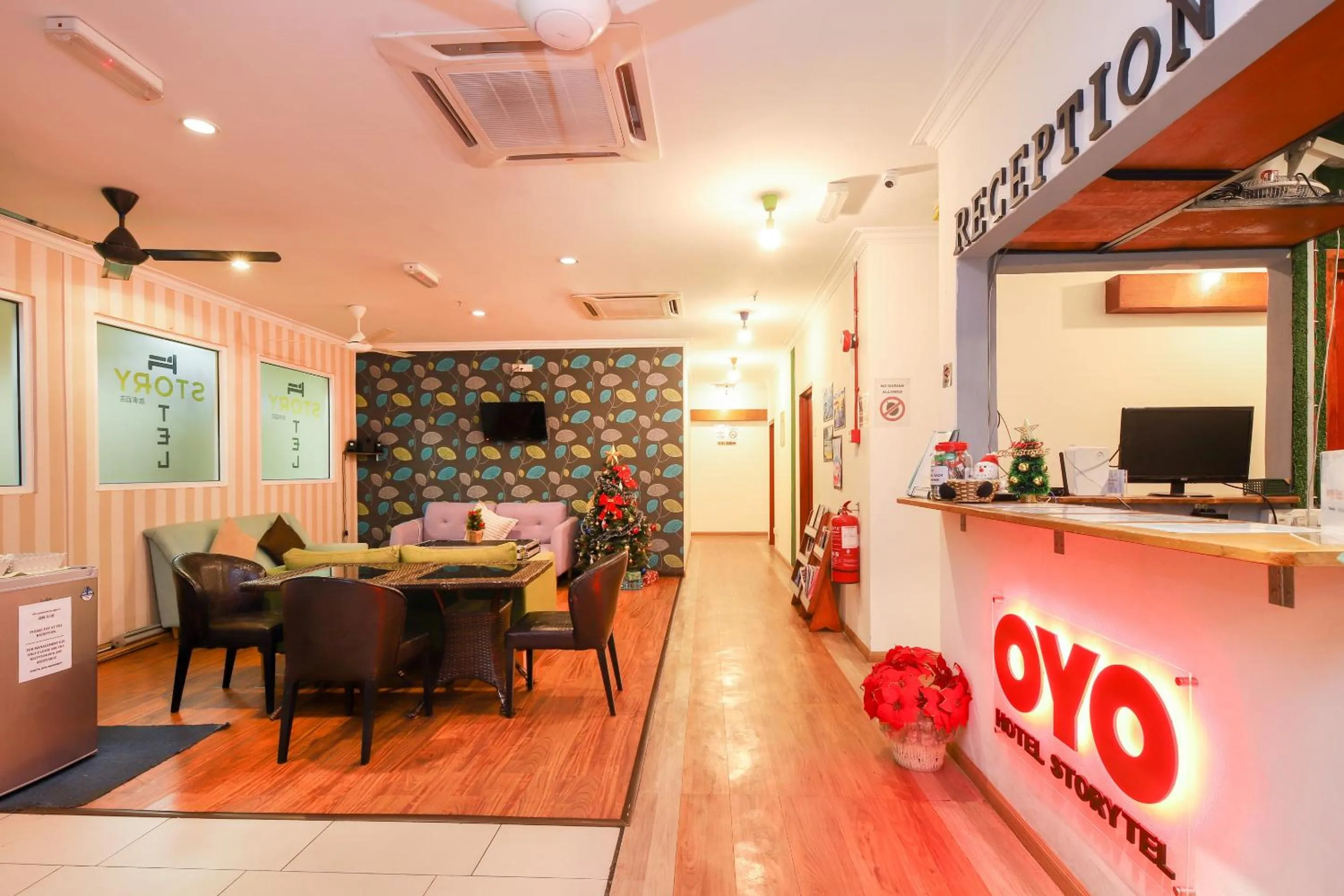 Lobby or reception in OYO 218 Storytel