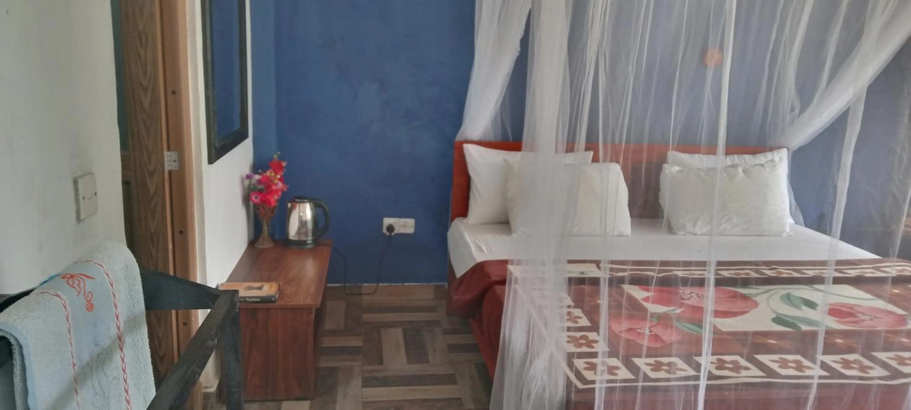 Bed in The Horizon Root Inn