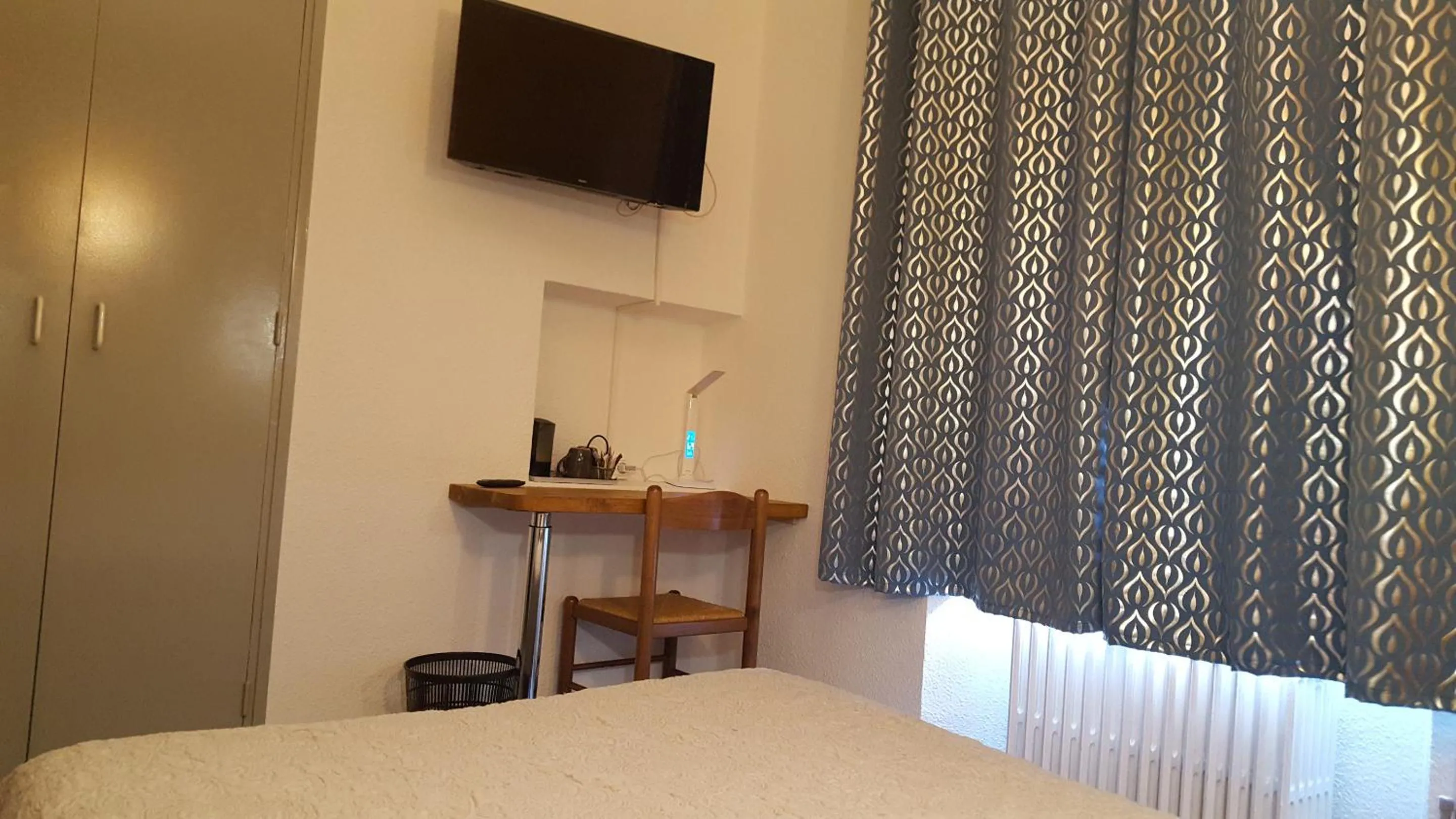 Bedroom, Bed in Hotel Glaizette