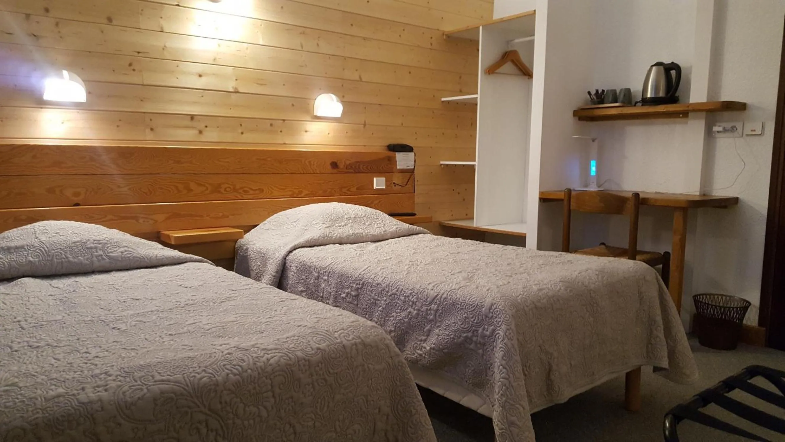 Bedroom, Bed in Hotel Glaizette