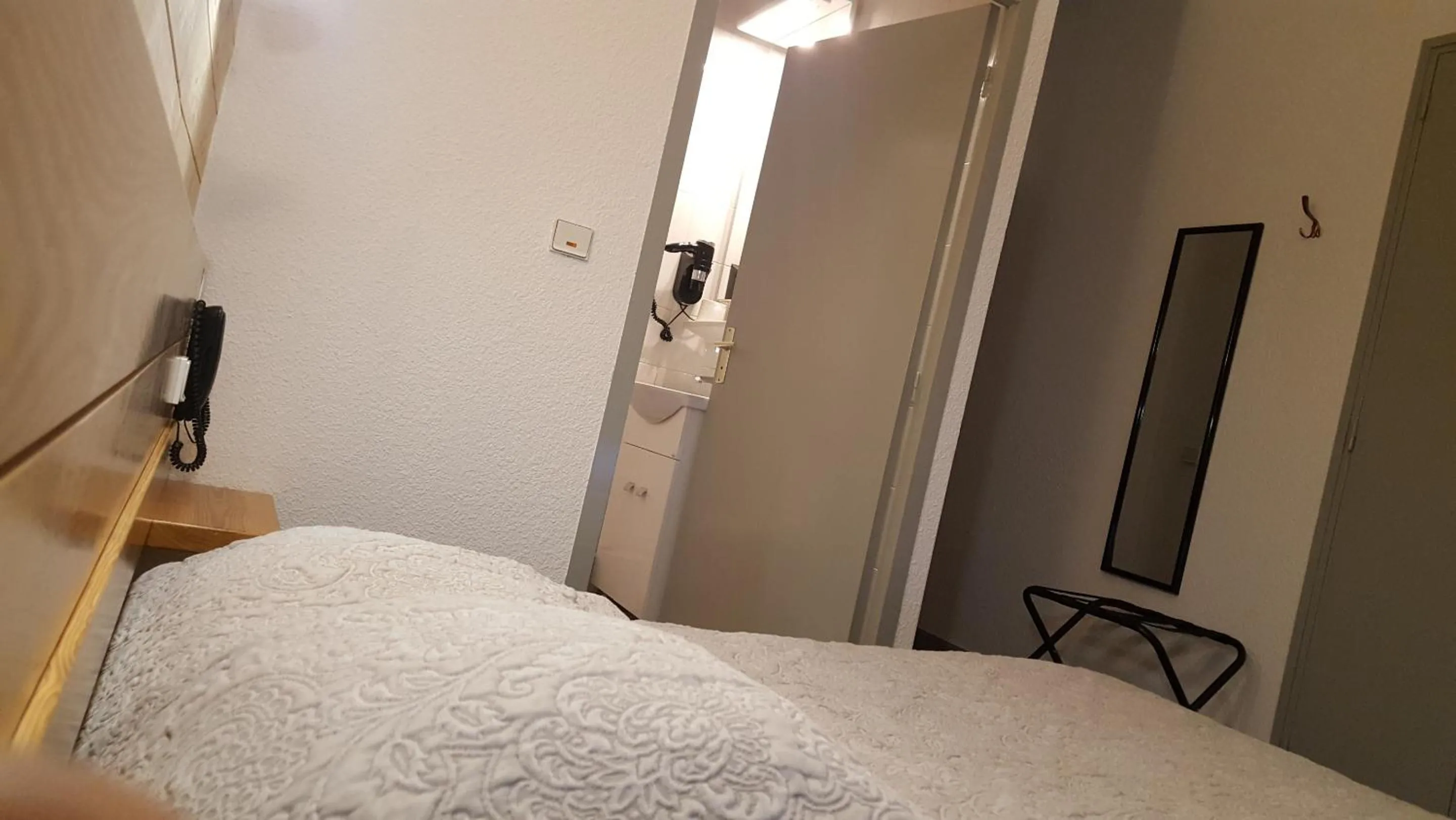 Bedroom, Bed in Hotel Glaizette