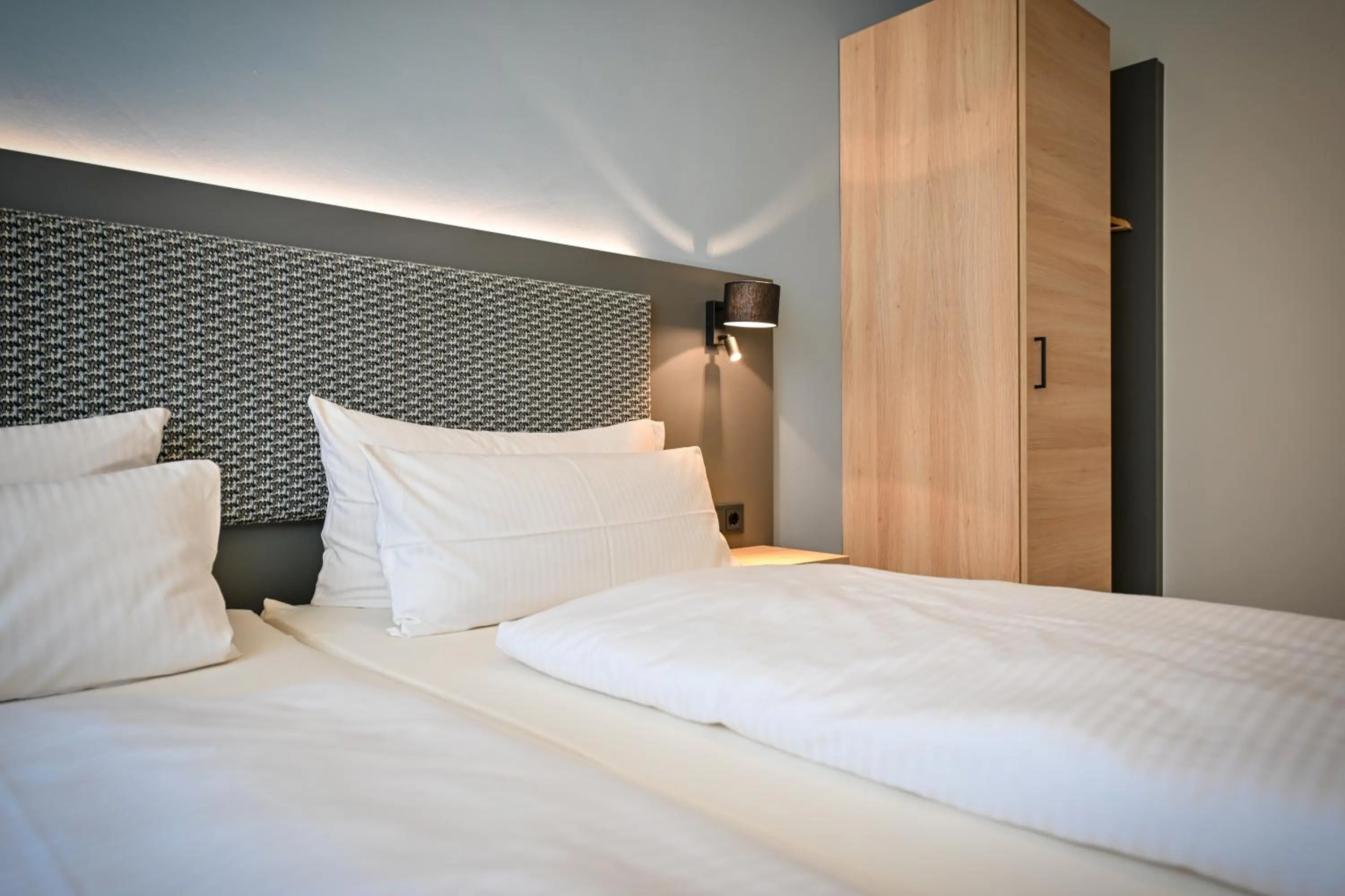 Bed in Hotel Mainblick Garni