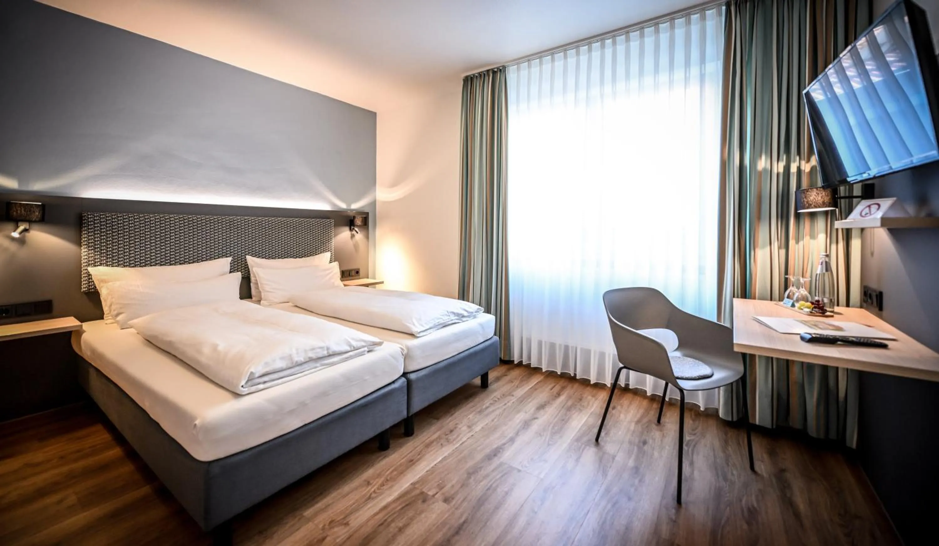 Bed in Hotel Mainblick Garni
