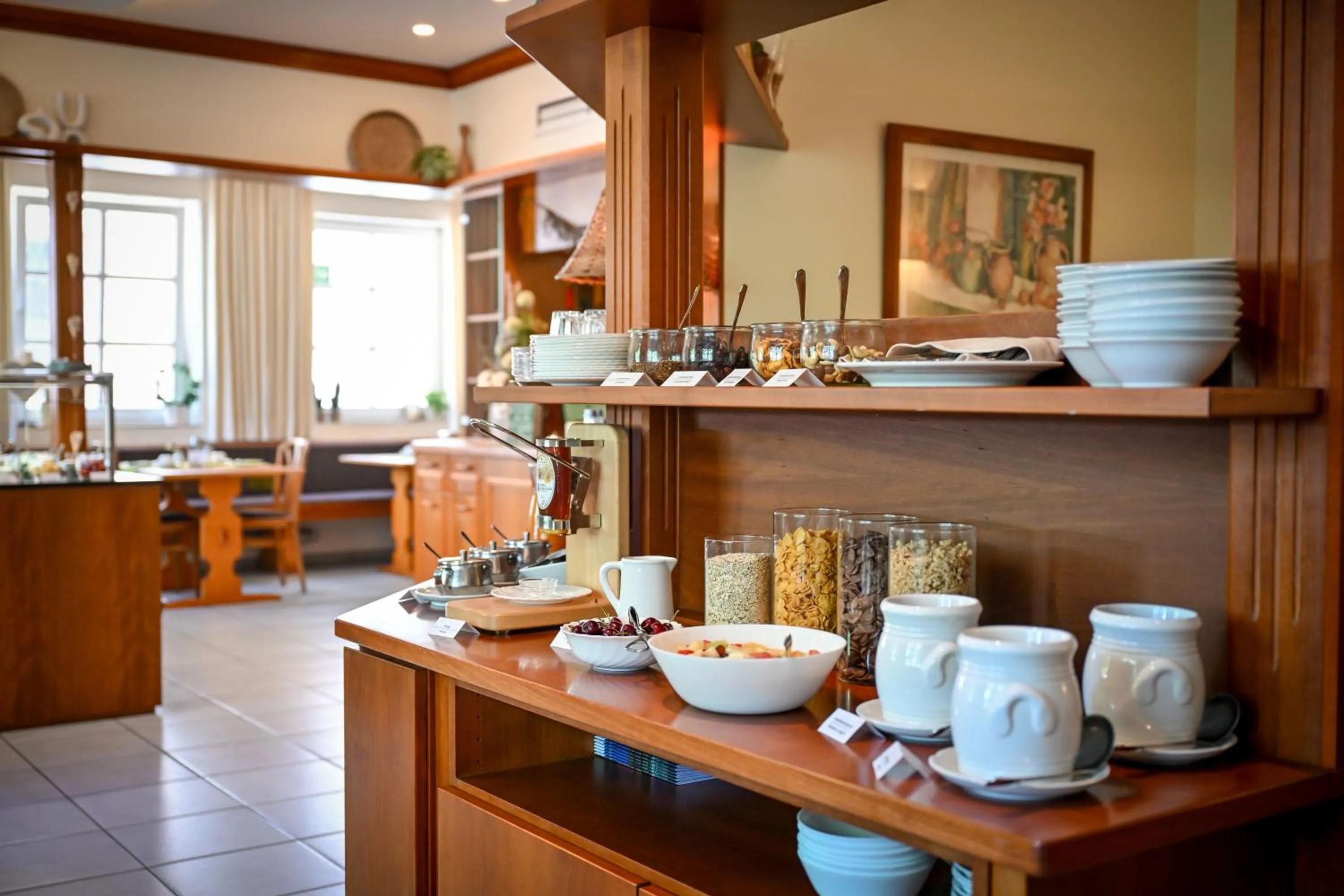 Breakfast in Hotel Mainblick Garni