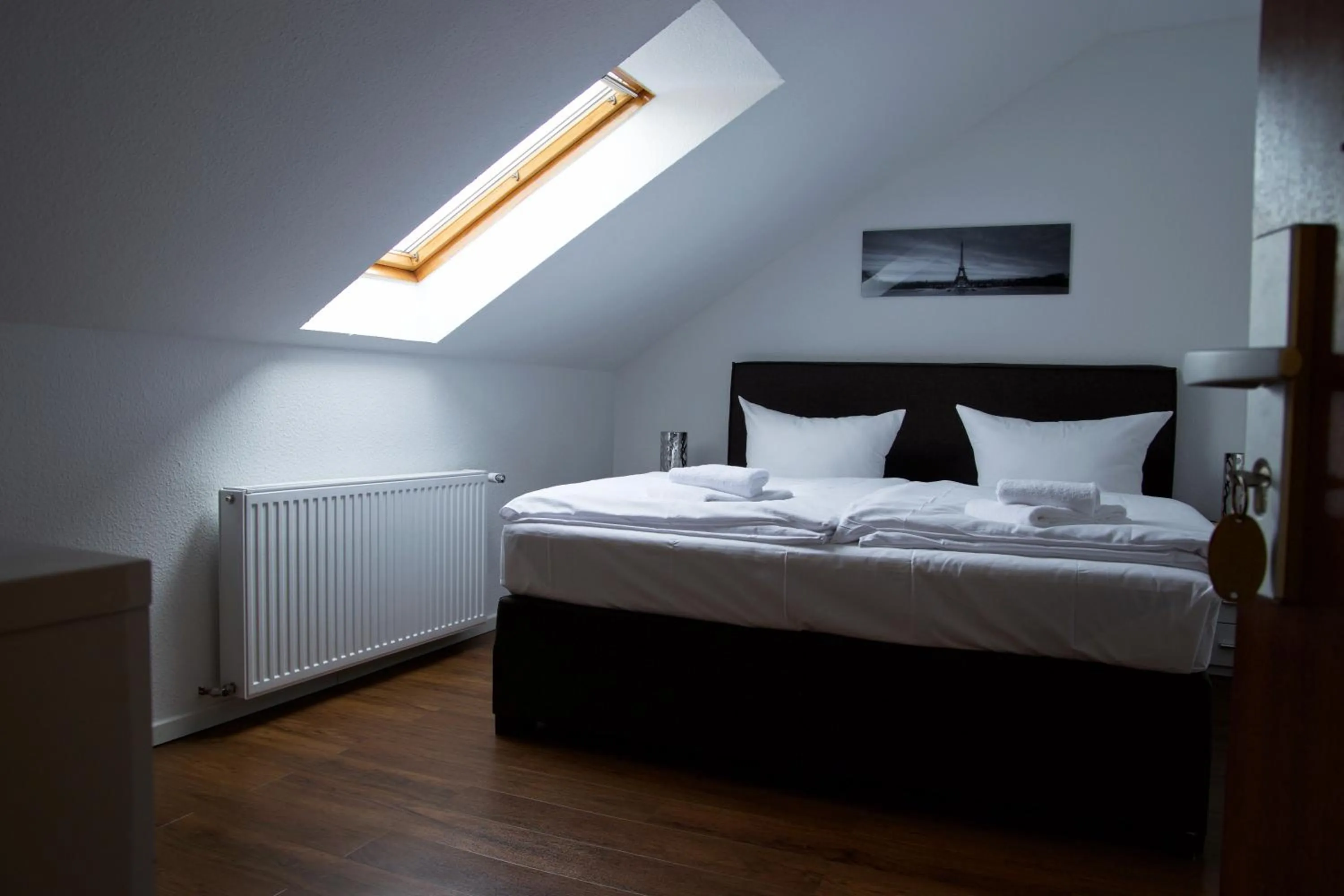 Photo of the whole room, Bed in Hotel Teatro