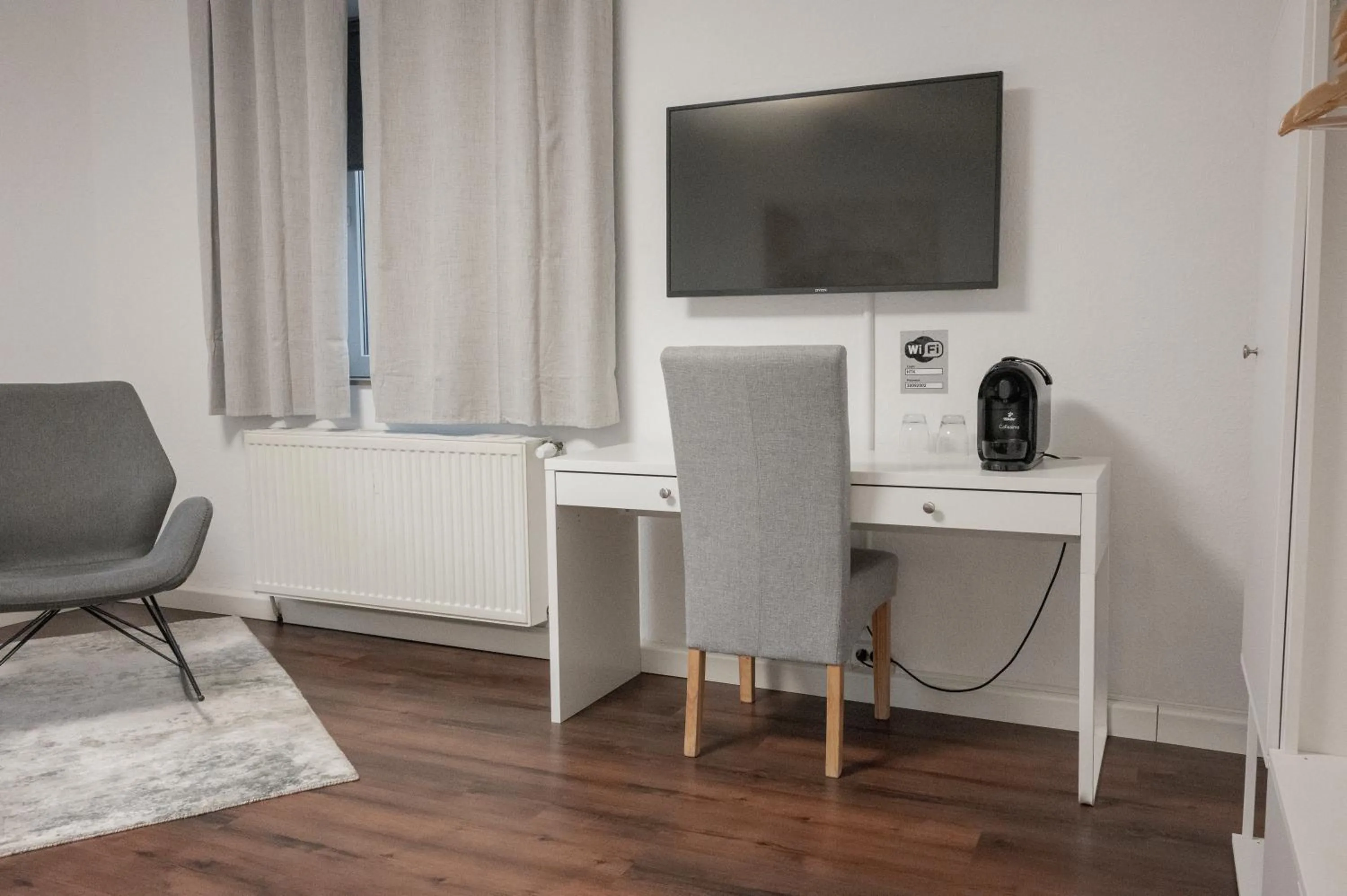 TV and multimedia in Hotel Teatro