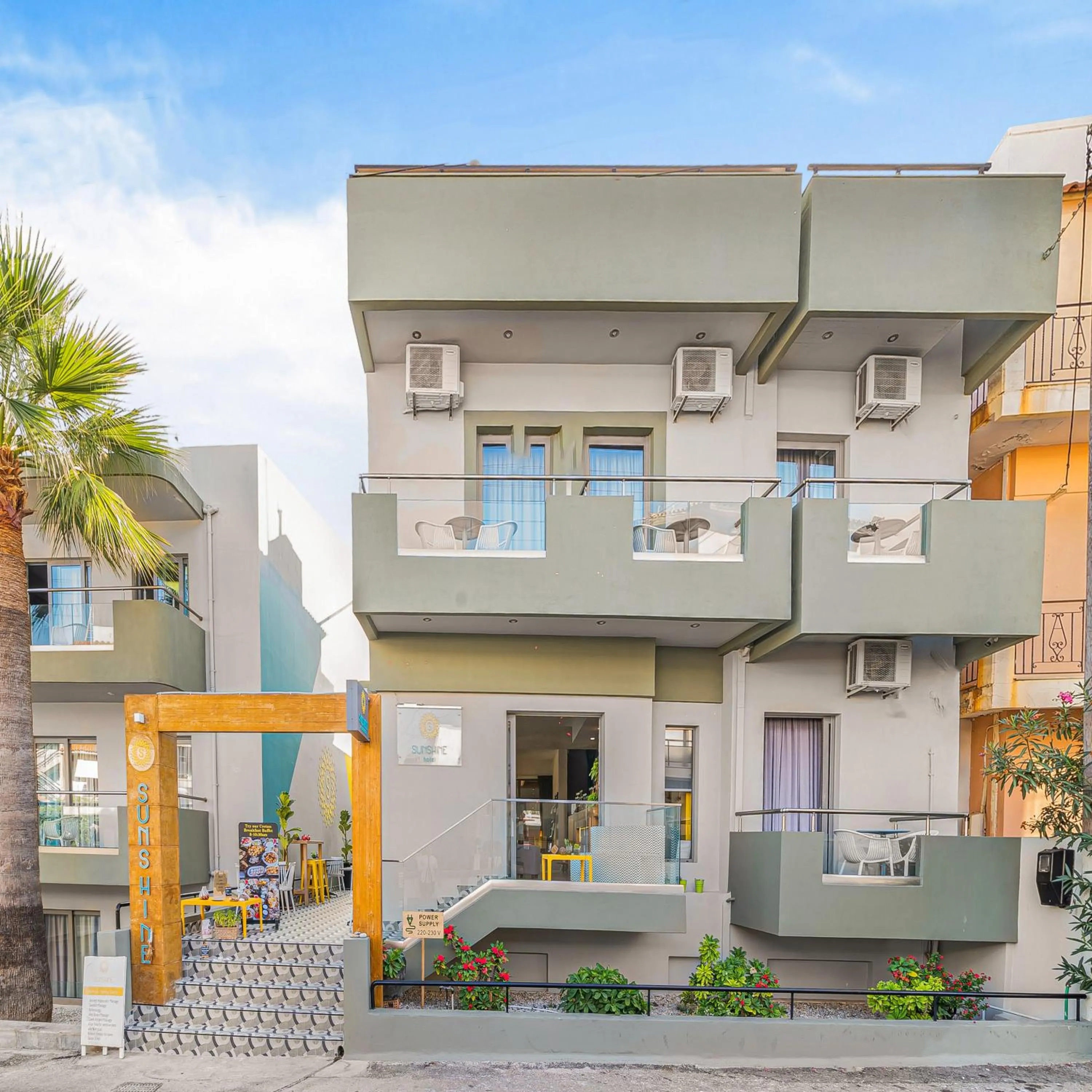 Sunshine Boutique Hotel by Estia