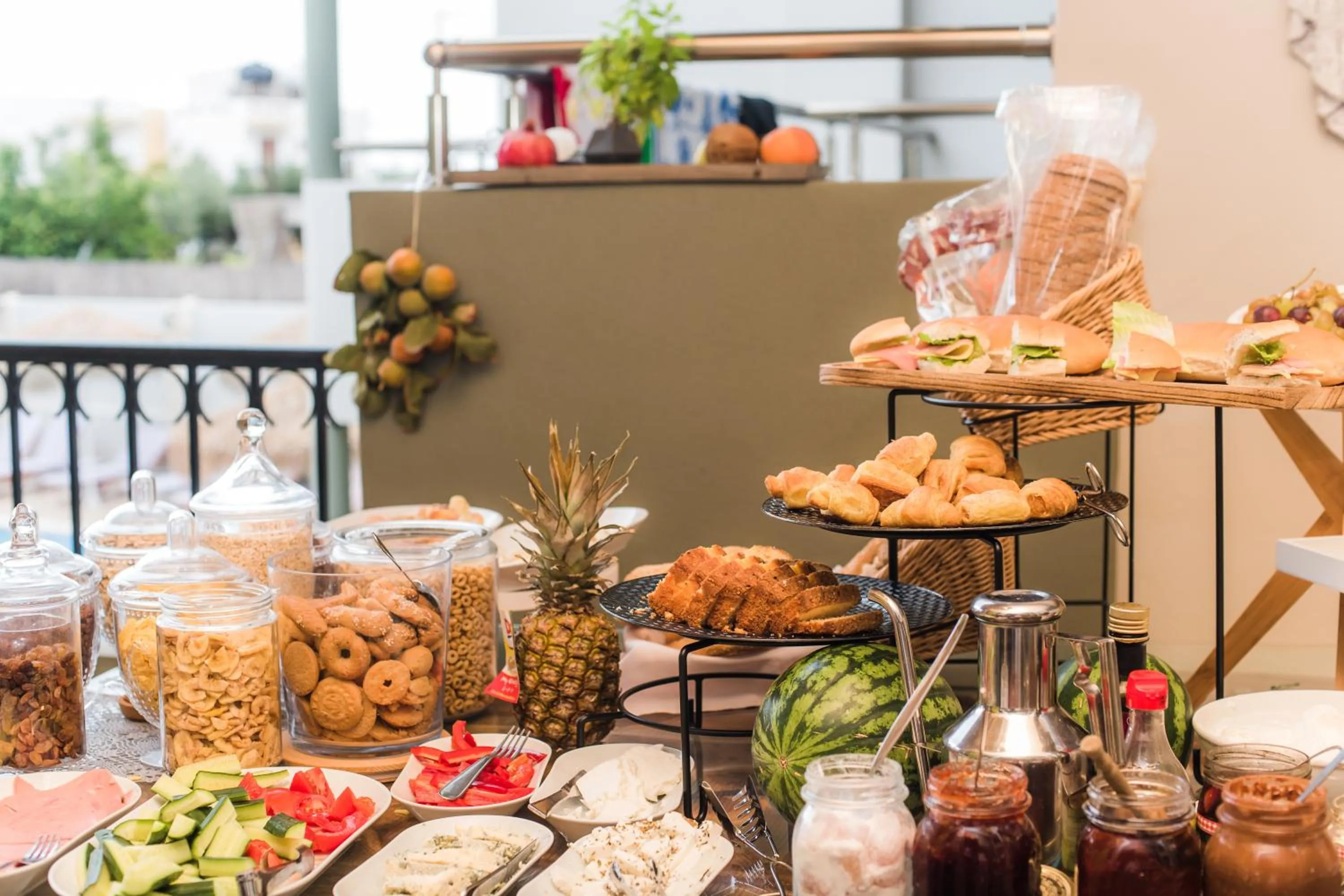 Buffet breakfast in Sunshine Boutique Hotel by Estia