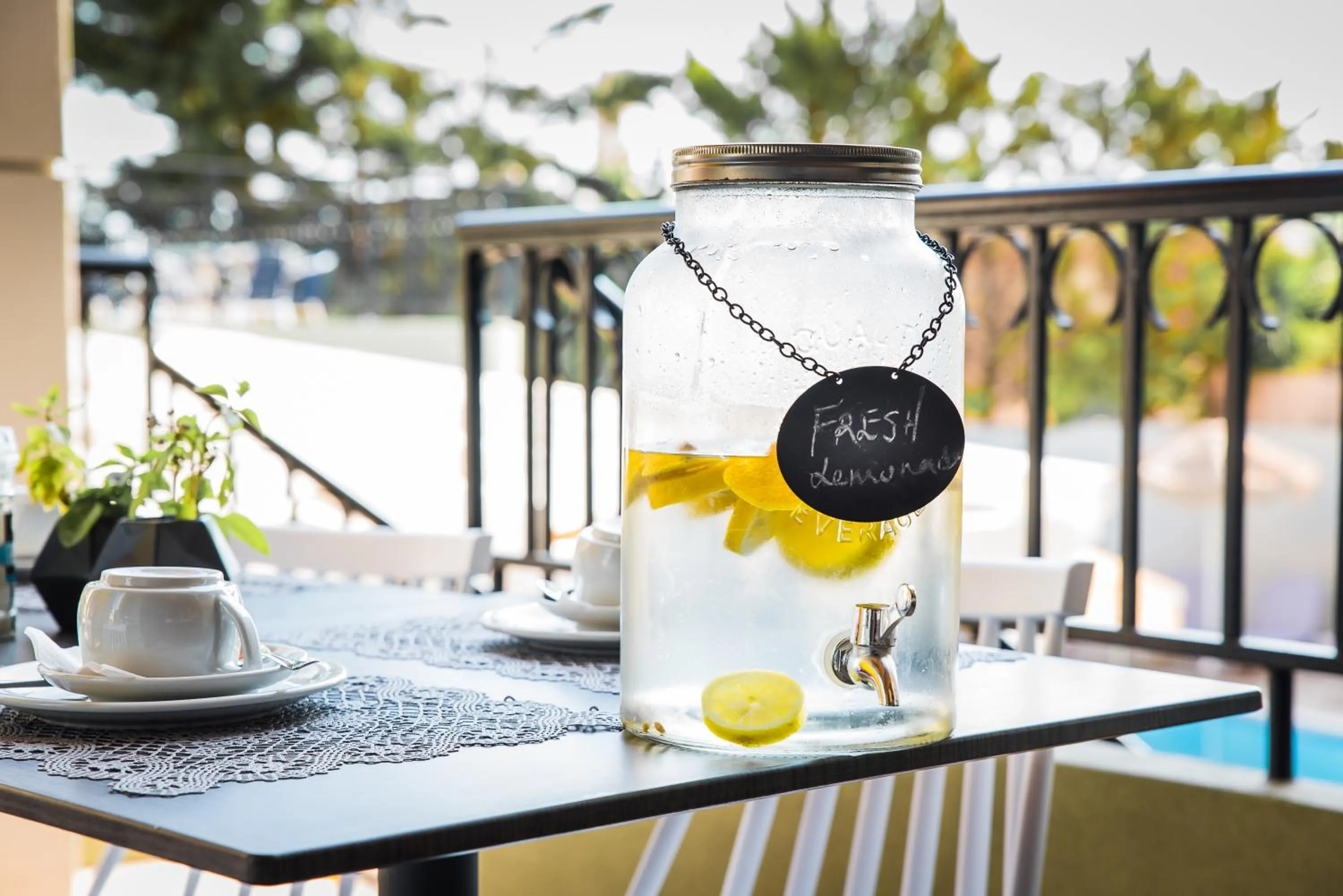 Non alcoholic drinks in Sunshine Boutique Hotel by Estia