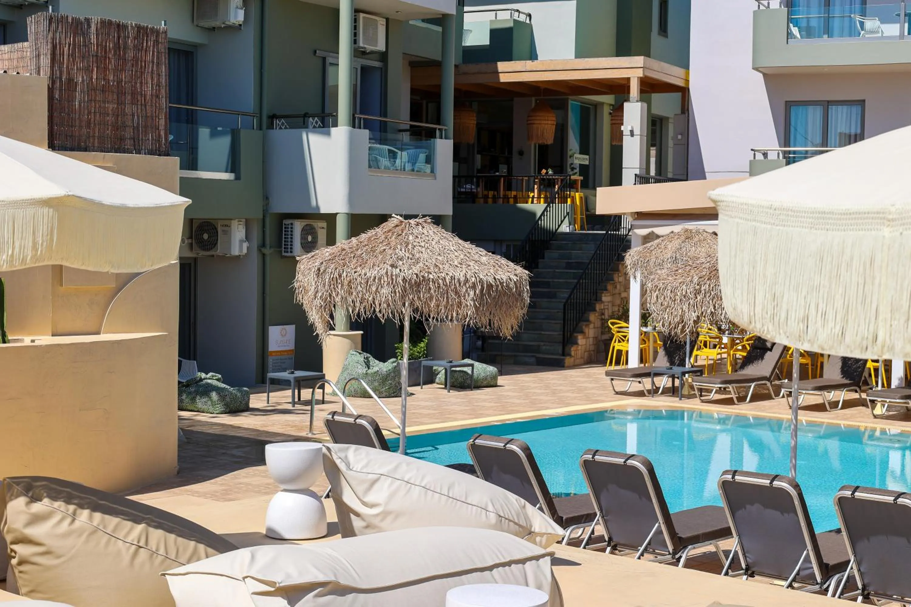 Swimming pool in Sunshine Boutique Hotel by Estia