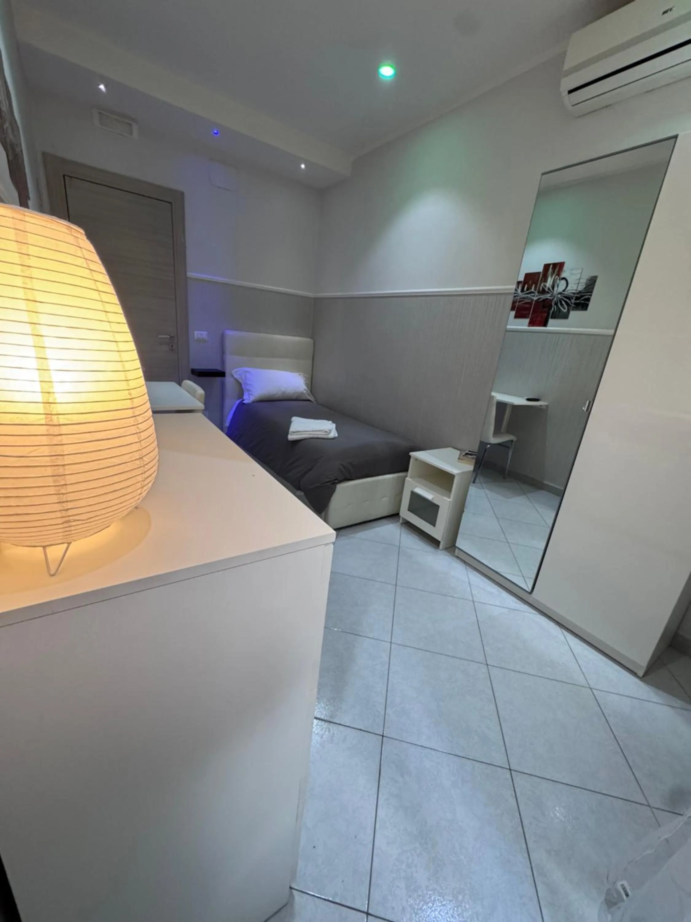 Photo of the whole room, Bed in B&b La Ferrovia